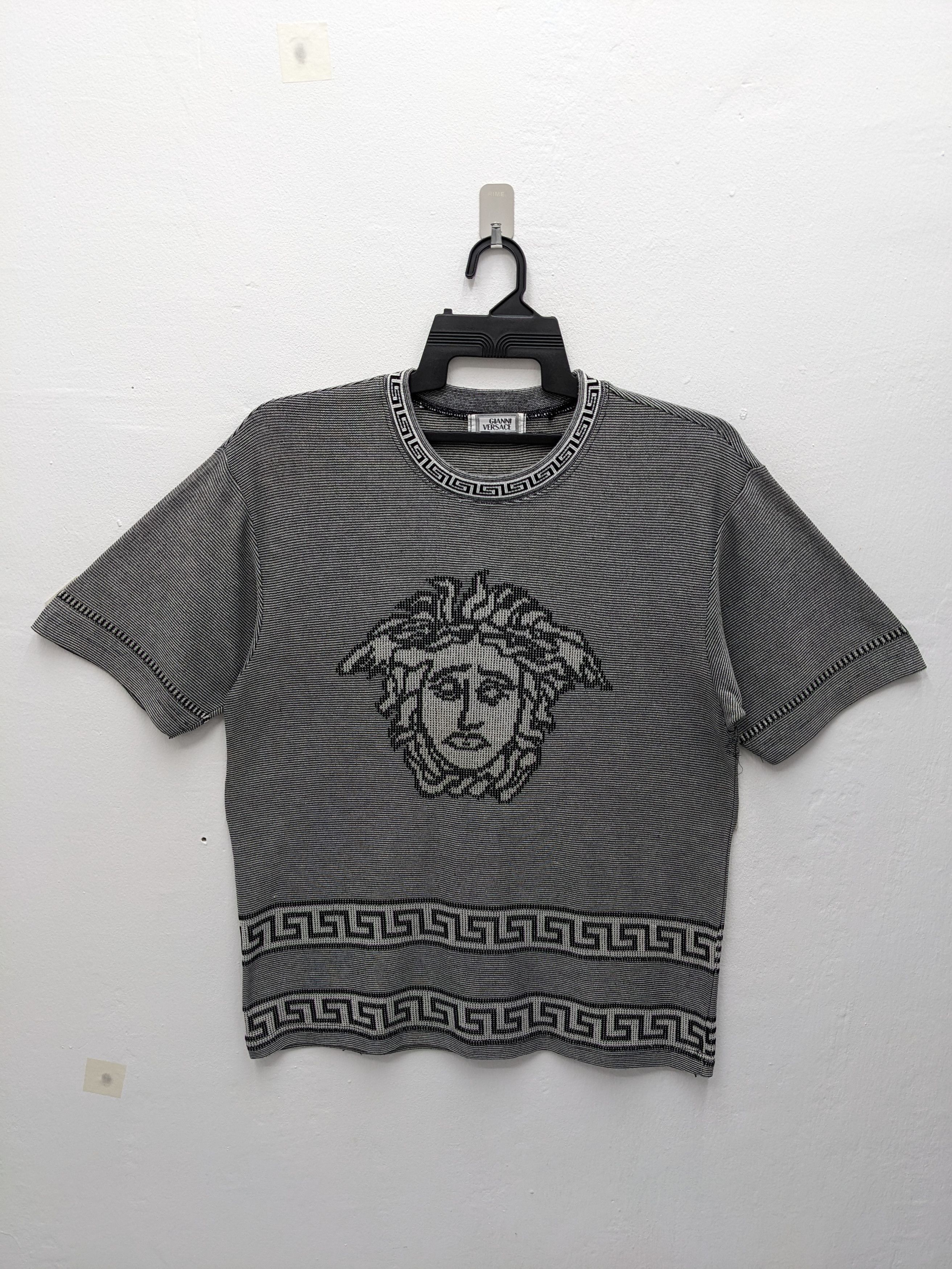 Versace × Vintage VINTAGE GIANNI VERSACE MADE IN ITALY Size US M / EU 48-50 / 2 - 2 Thumbnail