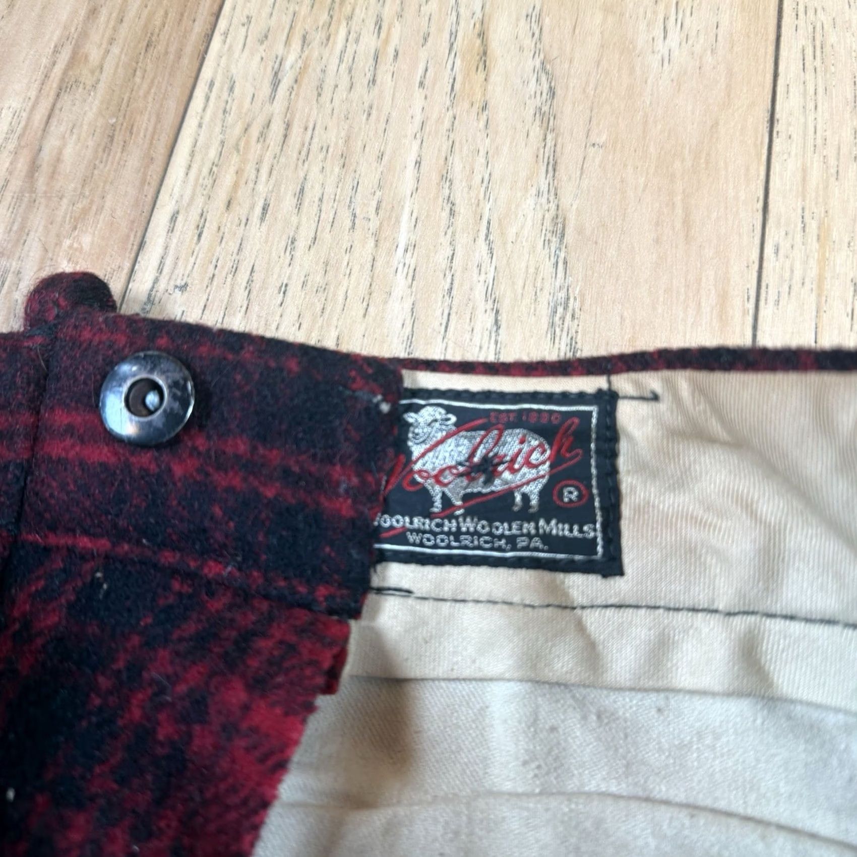 Vintage Okay, I've revised the title to: Vintage Woolrich Buffalo Hunting Pants Mens 30x32 Red Plaid Wool Insulated Size US 30 / EU 46 - 4 Thumbnail