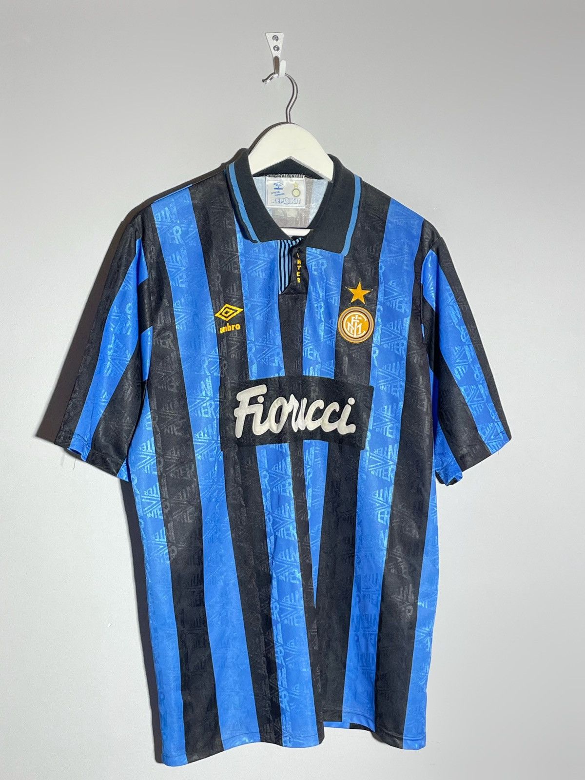 ウェア 90s umbro Inter Milano uniform shirt y2k Inter Milan Umbro 1992/94 Vintage Y2k Football Shirt 90s umbro