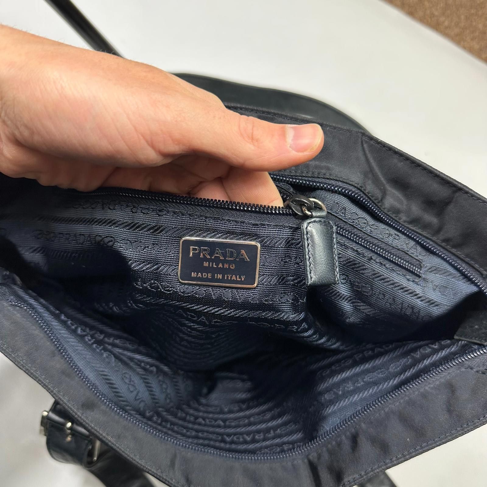 Prada Prada 00’s Nylon + Leather Plaque Logo Shoulder Bag Size ONE SIZE - 8 Thumbnail