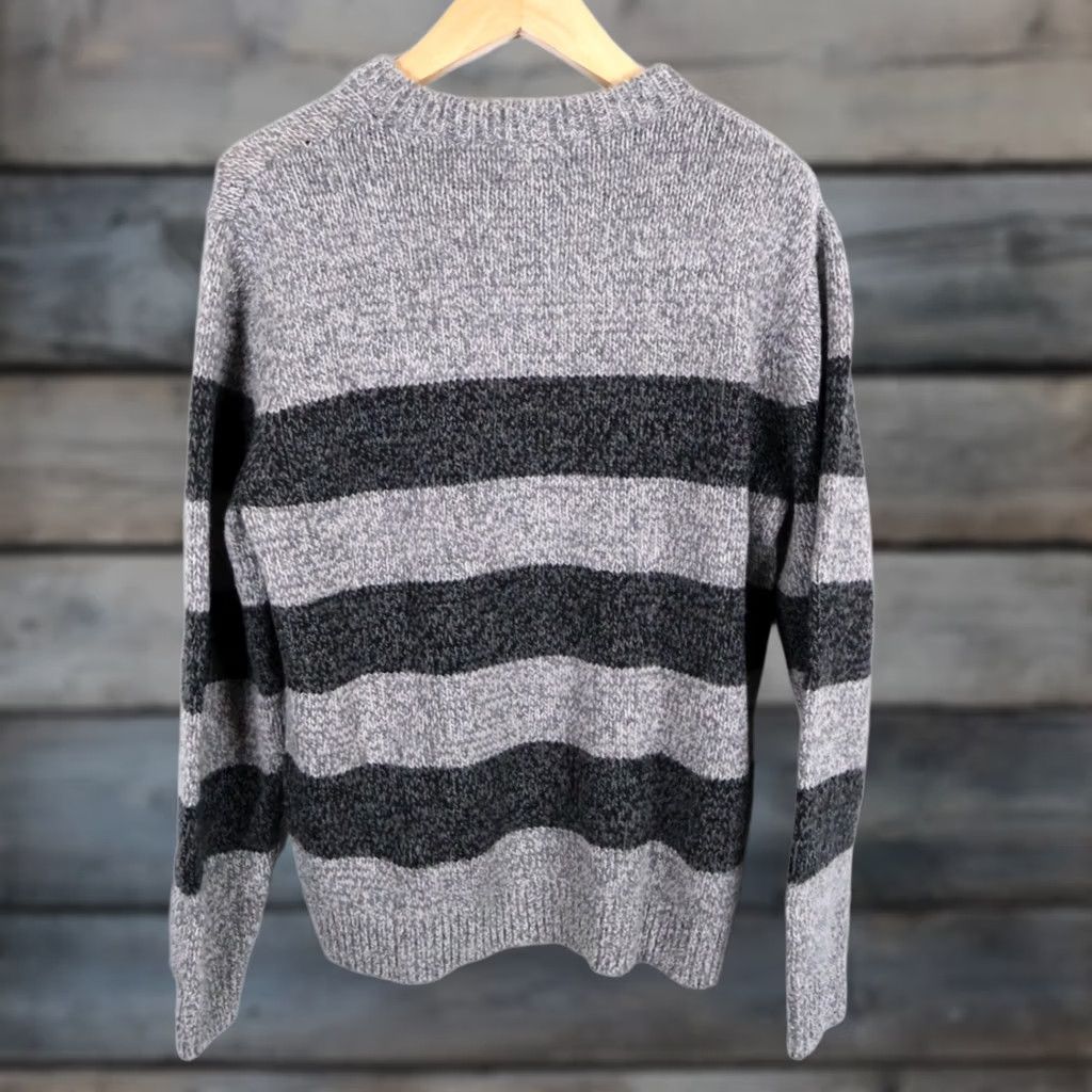 Vintage L.L. Bean Sweater Men's Large Gray Striped Heavyweight Crewneck Lambs Wool Size US L / EU 52-54 / 3 - 1 Thumbnail