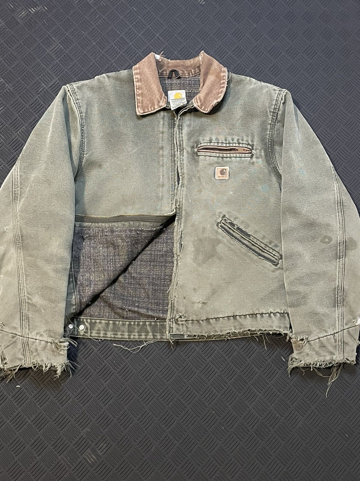 Carhartt J97 Vintage Thrashed Moss Green Carhartt Detroit Jacket Size US M / EU 48-50 / 2 - 1 Thumbnail