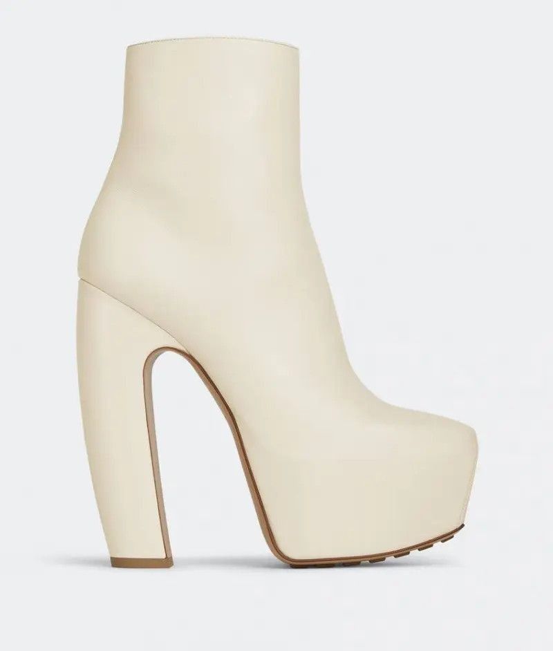 Bottega Veneta Mostra Ankle Boots in Beige Size US 9 / IT 39 - 1 Thumbnail