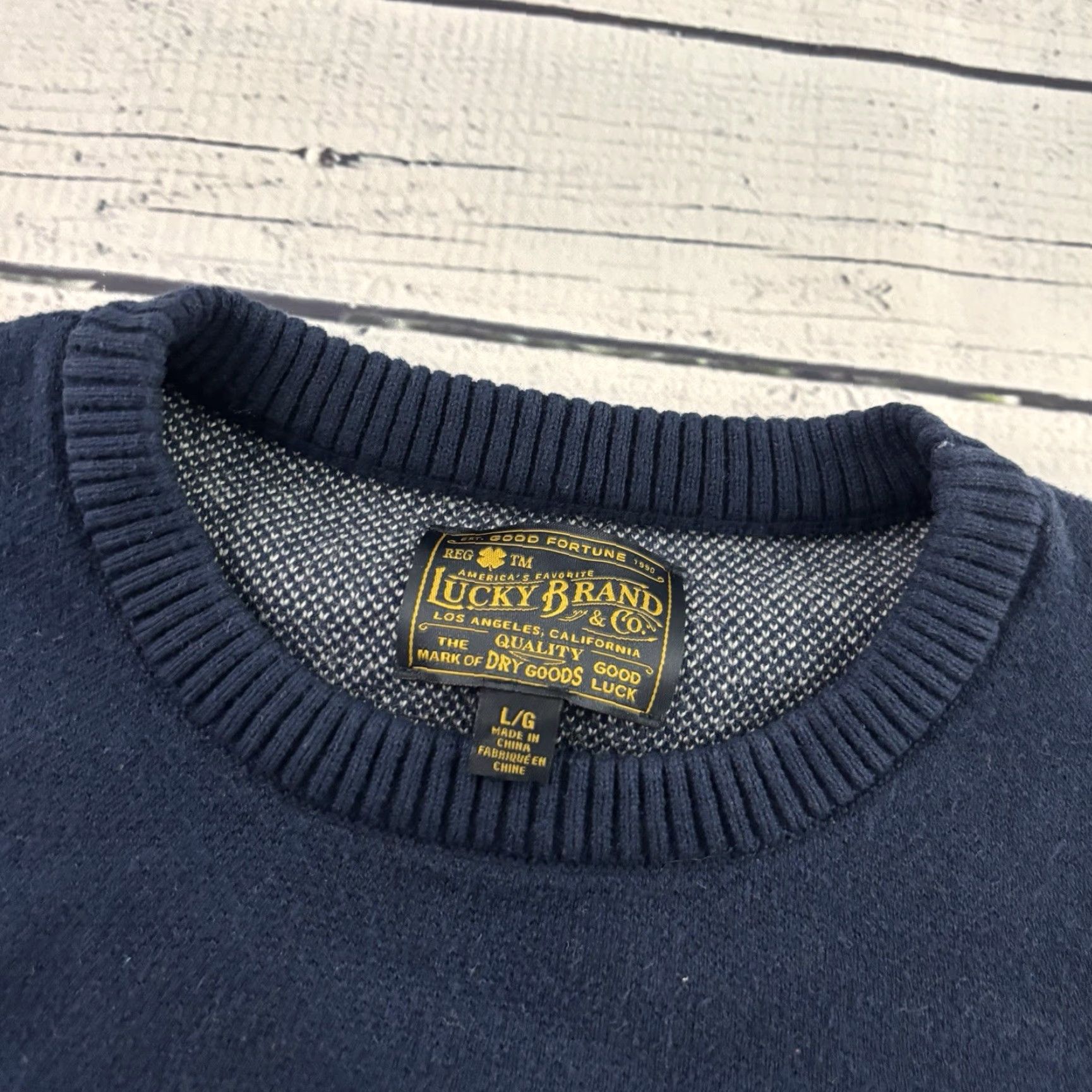 Lucky Brand VINTAGE Lucky Brand Buffalo Star Novelty Crew Pullover Sweatshirt Men's Large Blue Stars Size US L / EU 52-54 / 3 - 2 Thumbnail