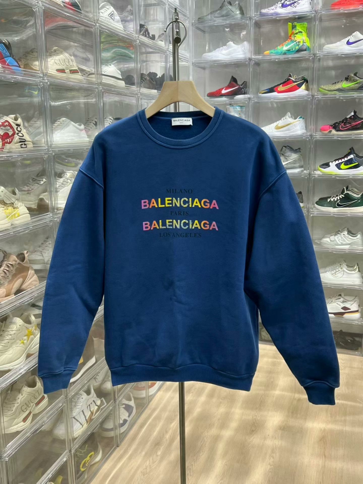 Balenciaga balenciaga city limited crewneck sweatshirt XS Size US XS / EU 42 / 0 - 1 Thumbnail