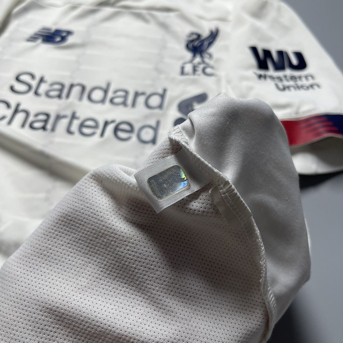 New Balance LIVERPOOL NEW BALANCE 2019/2020 SOCCER AWAY JERSEY #4 VIRGIL Size US M / EU 48-50 / 2 - 12 Thumbnail