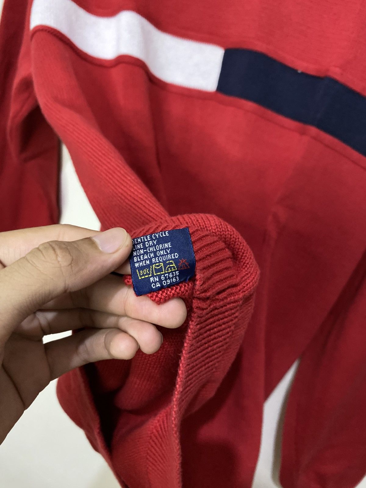 Tommy Hilfiger × Vintage Vintage Y2K Tommy Hilfiger Sweater old money style Size US L / EU 52-54 / 3 - 6 Thumbnail