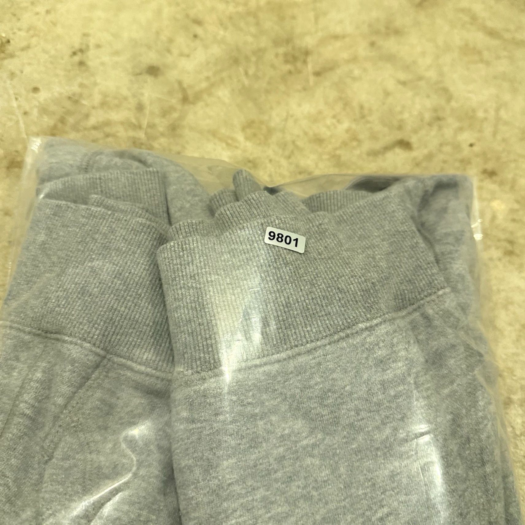 Nike Nike Hoodie Women’s Small Gray Oversized Fleece Center Swoosh Pullover Sportswear Hoodie Pullover Women’s Small Gray Nike Sportswear Logo Size S / US 4 / IT 40 - 7 Thumbnail