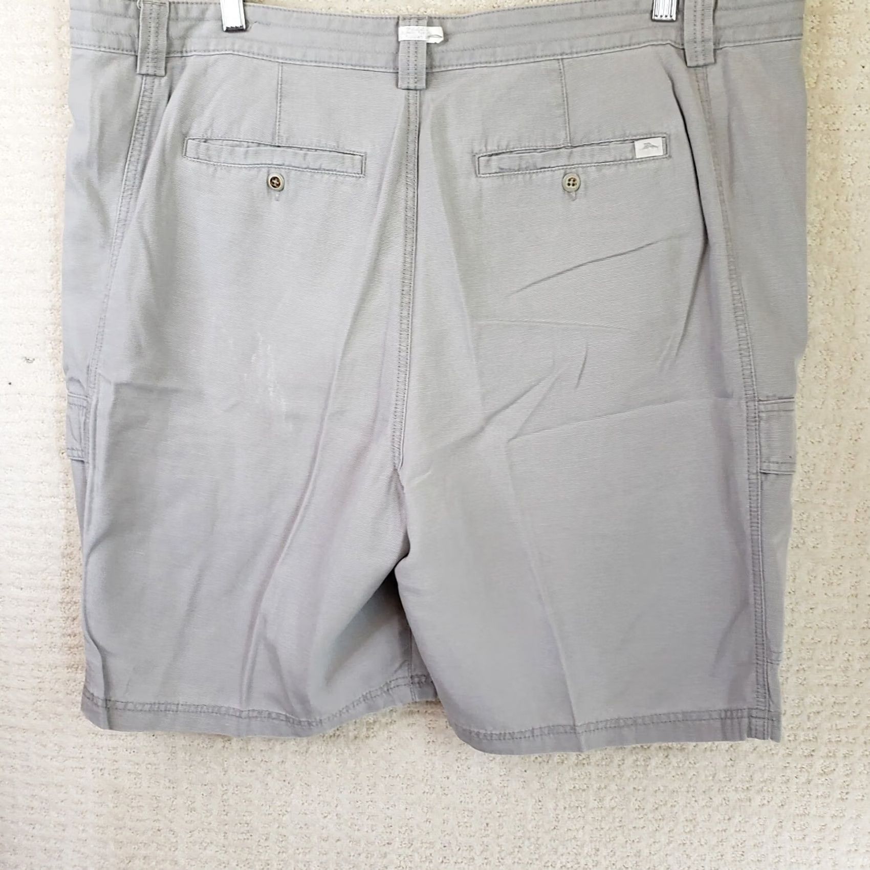 Tommy Bahama Tommy Bahama Cargo Shorts Mens 42 Gray Washed Relax Casual Beach | Cargo Pocket | Flat Front | 9in Inseam | Light Wash | Regular Size 42 Mens Size US 42 / EU 58 - 4 Thumbnail