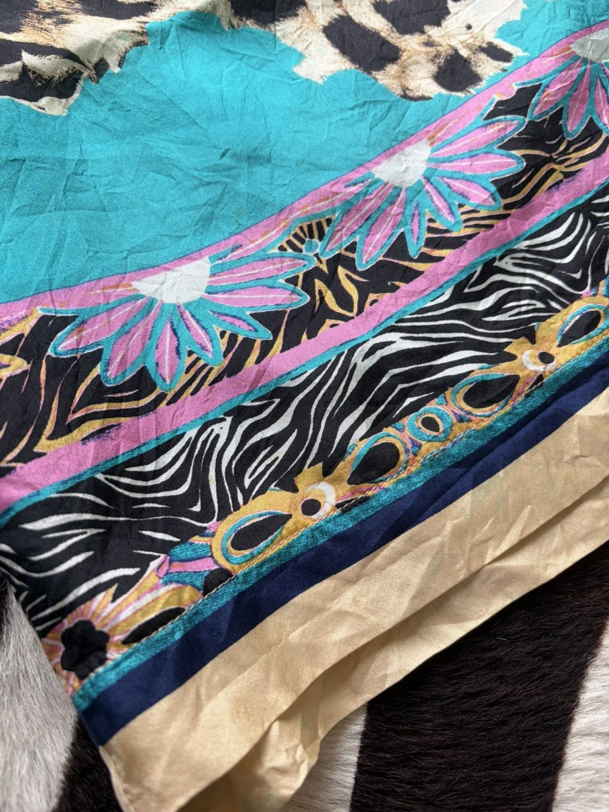 Roberto Cavalli SS2004 Roberto Cavalli Silk Leopard print swim shorts Size US 32 / EU 48 - 5 Thumbnail