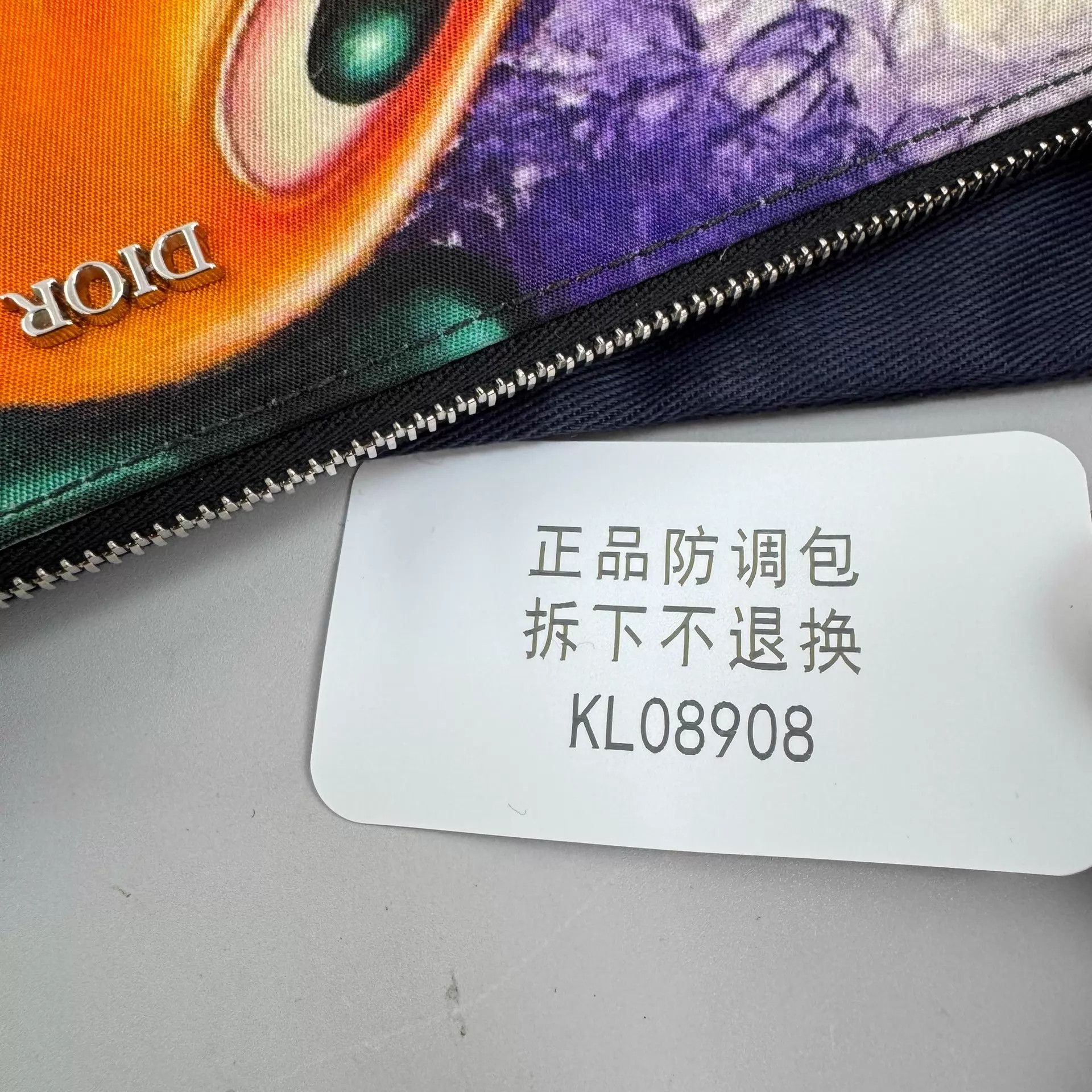 Dior Dior x Kenny Scharf 98 New Onesize Handbag Size ONE SIZE - 5 Thumbnail