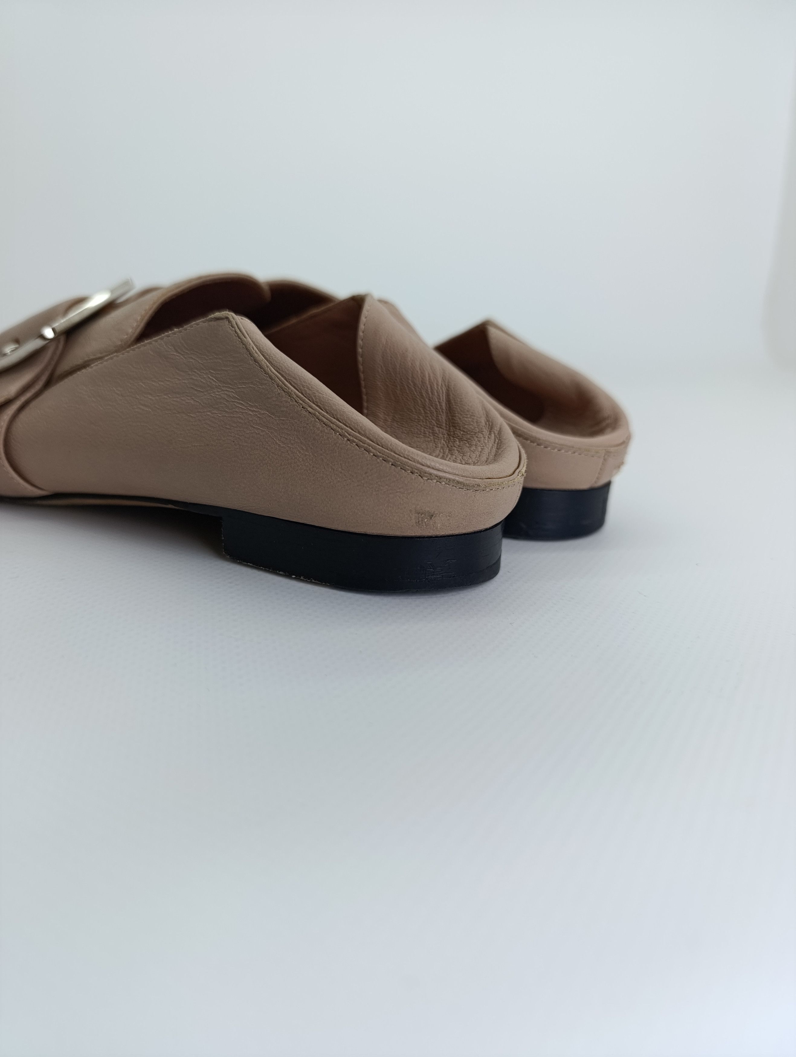 Bally BALLY JANELLE LEATHER LOAFERS MULES BEIGE Size US 7.5 / IT 37.5 - 8 Thumbnail