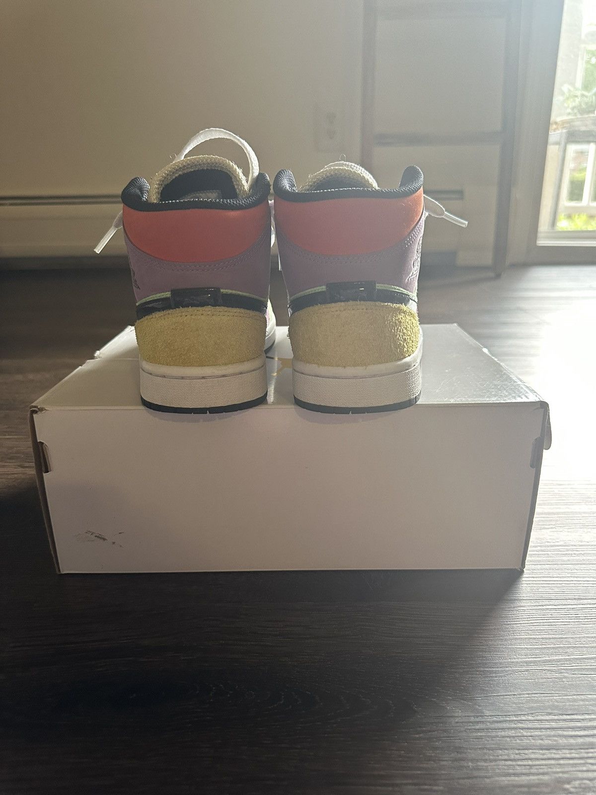 Nike Lightbulb mid Jordan 1s Size US 6.5 / IT 36.5 - 4 Thumbnail