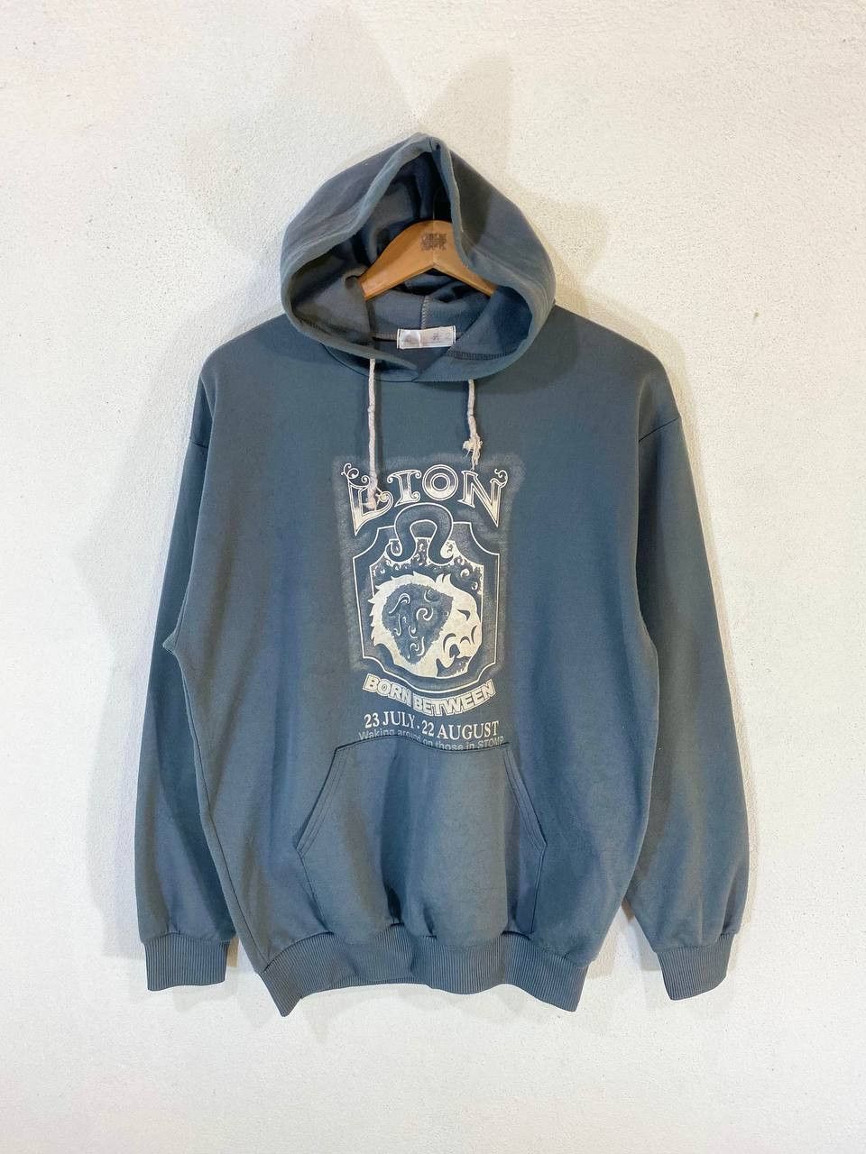 Vintage vintage lion band tour hoody very nice design Size US L / EU 52-54 / 3 - 1 Thumbnail