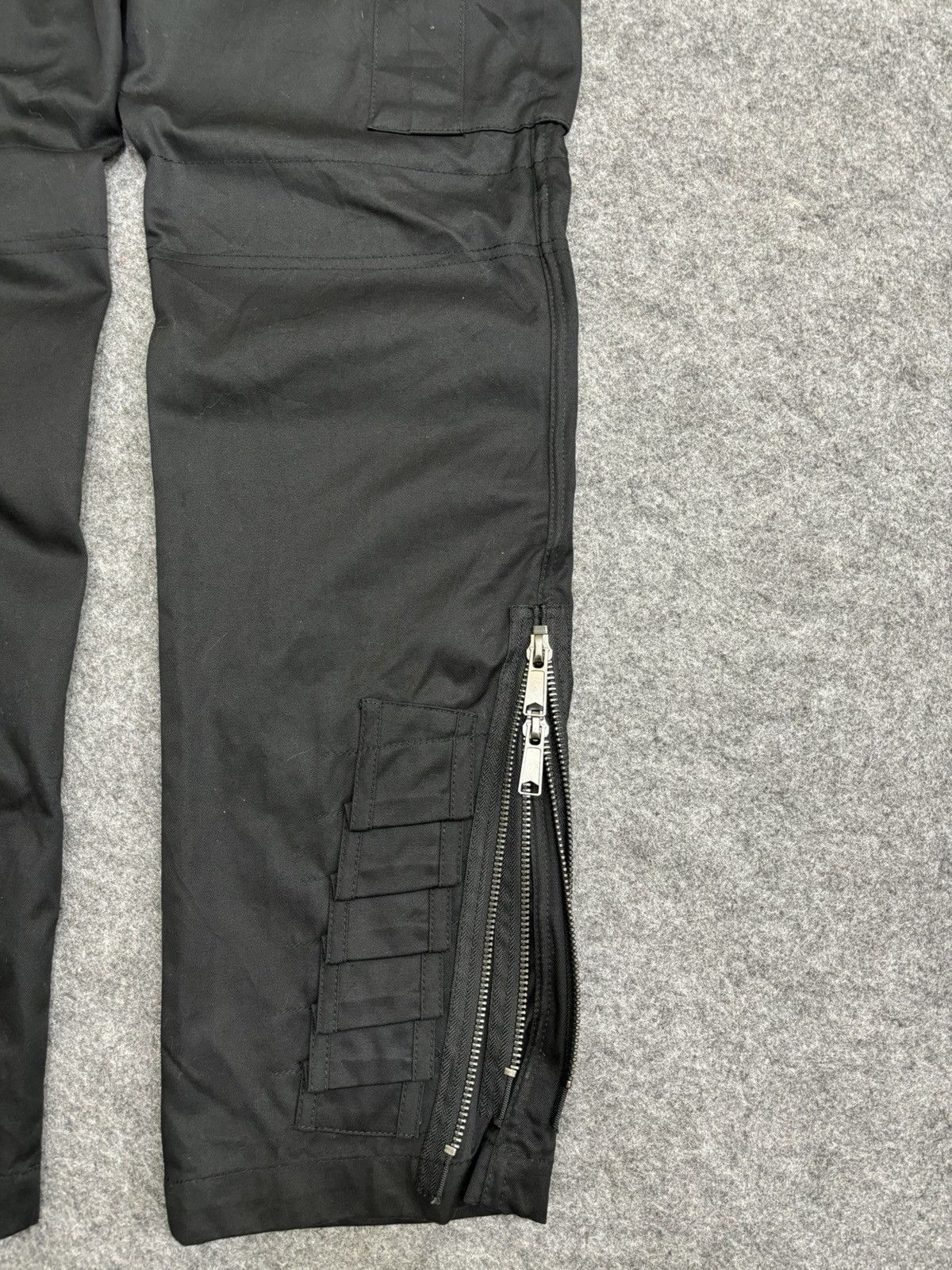 Japanese Brand 💥Punk Style💥Semantic Design Multipockets Zipper Pant F488 Size US 33 - 16 Thumbnail