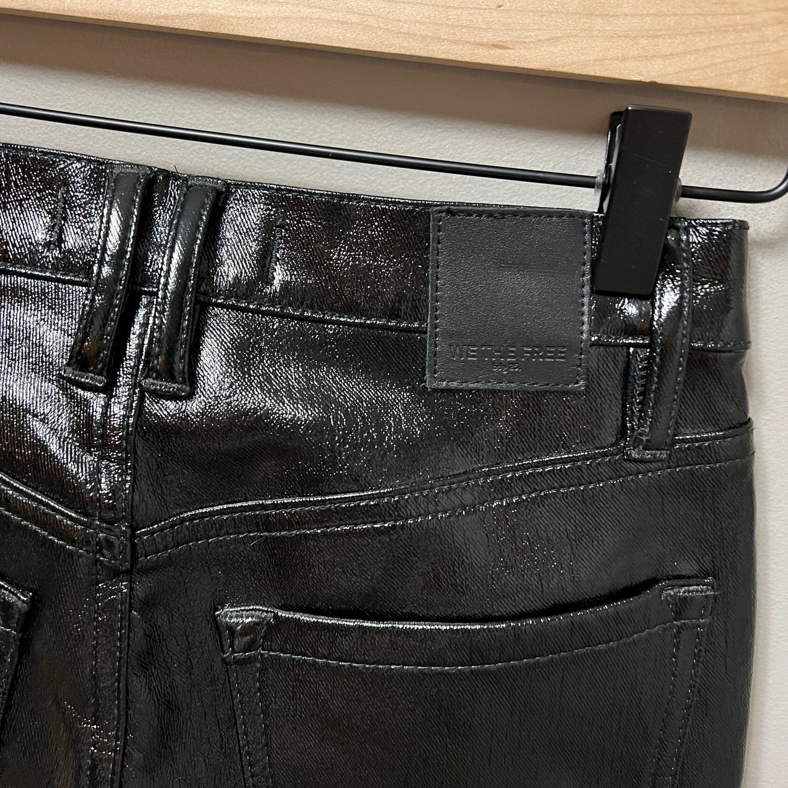 Free People Free People Phoenix Button Fly Skinny Jeans in Black size 25 Size 25" / US 0 / IT 36 - 4 Thumbnail