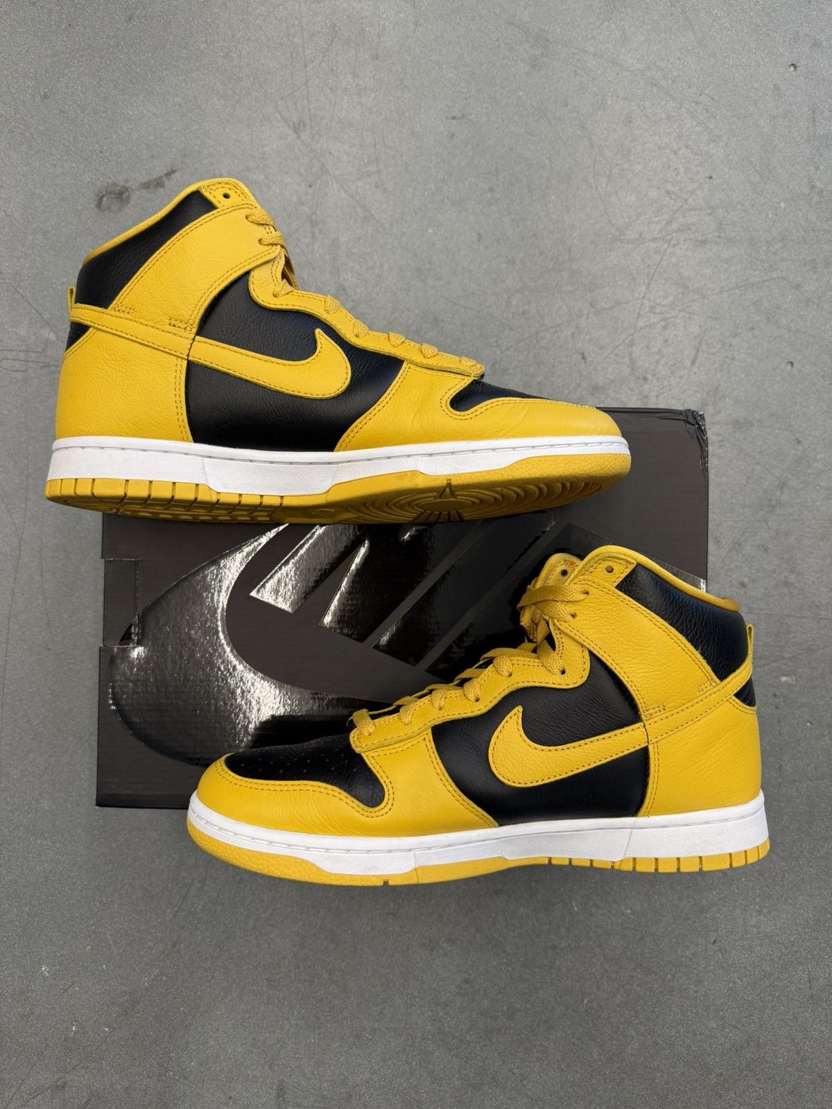 Nike 2024 Nike Dunk High Wu-Tang Size US 10 / EU 43 - 2 Thumbnail