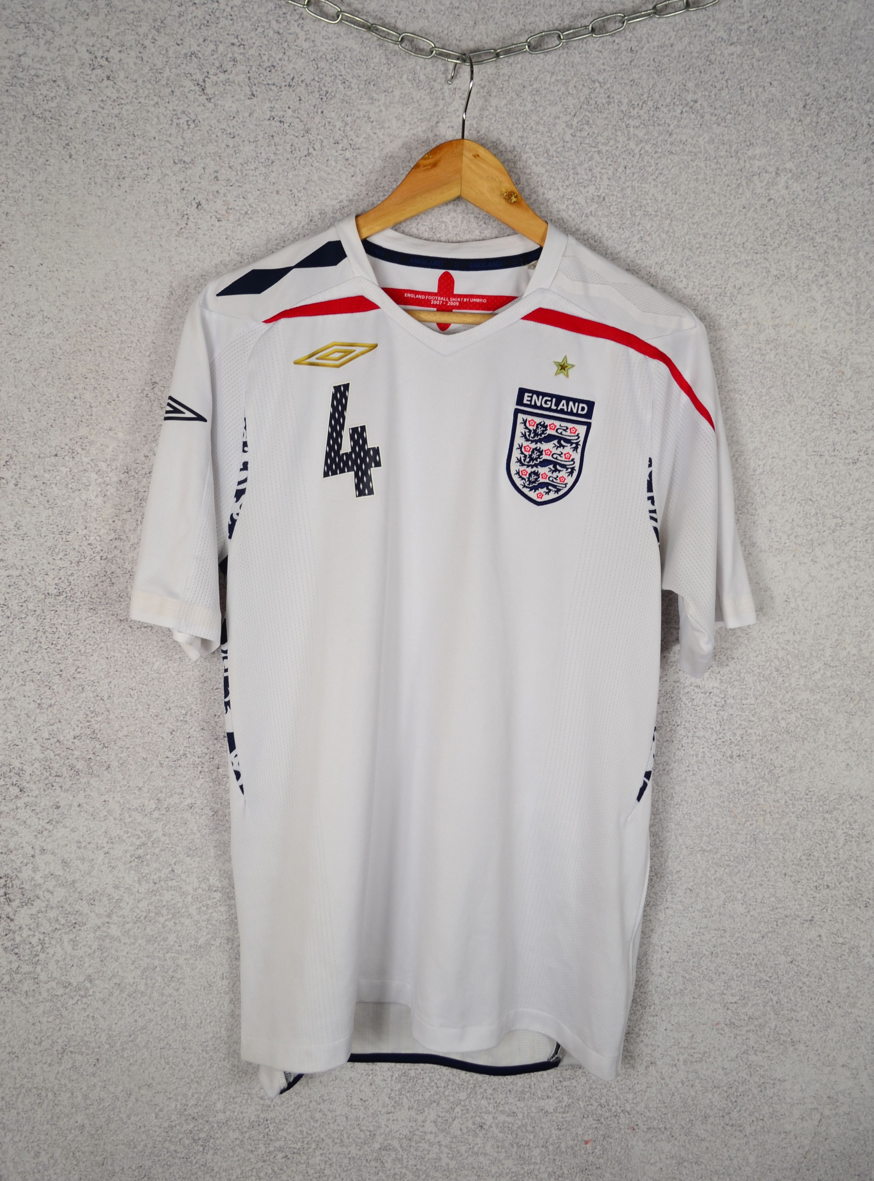 Umbro England National Team Home 2007-2009 Steven Gerrard #4 Umbro Size US M / EU 48-50 / 2 - 2 Thumbnail