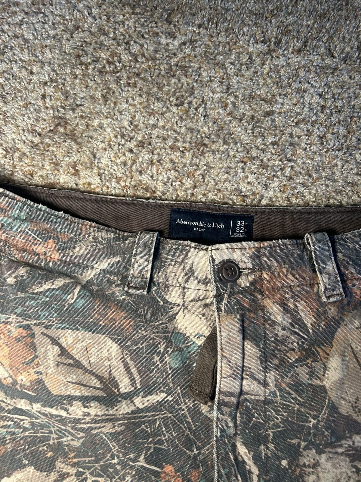 Abercrombie & Fitch Abercrombie & Fitch Camo cargo pants Size US 33 - 2 Thumbnail