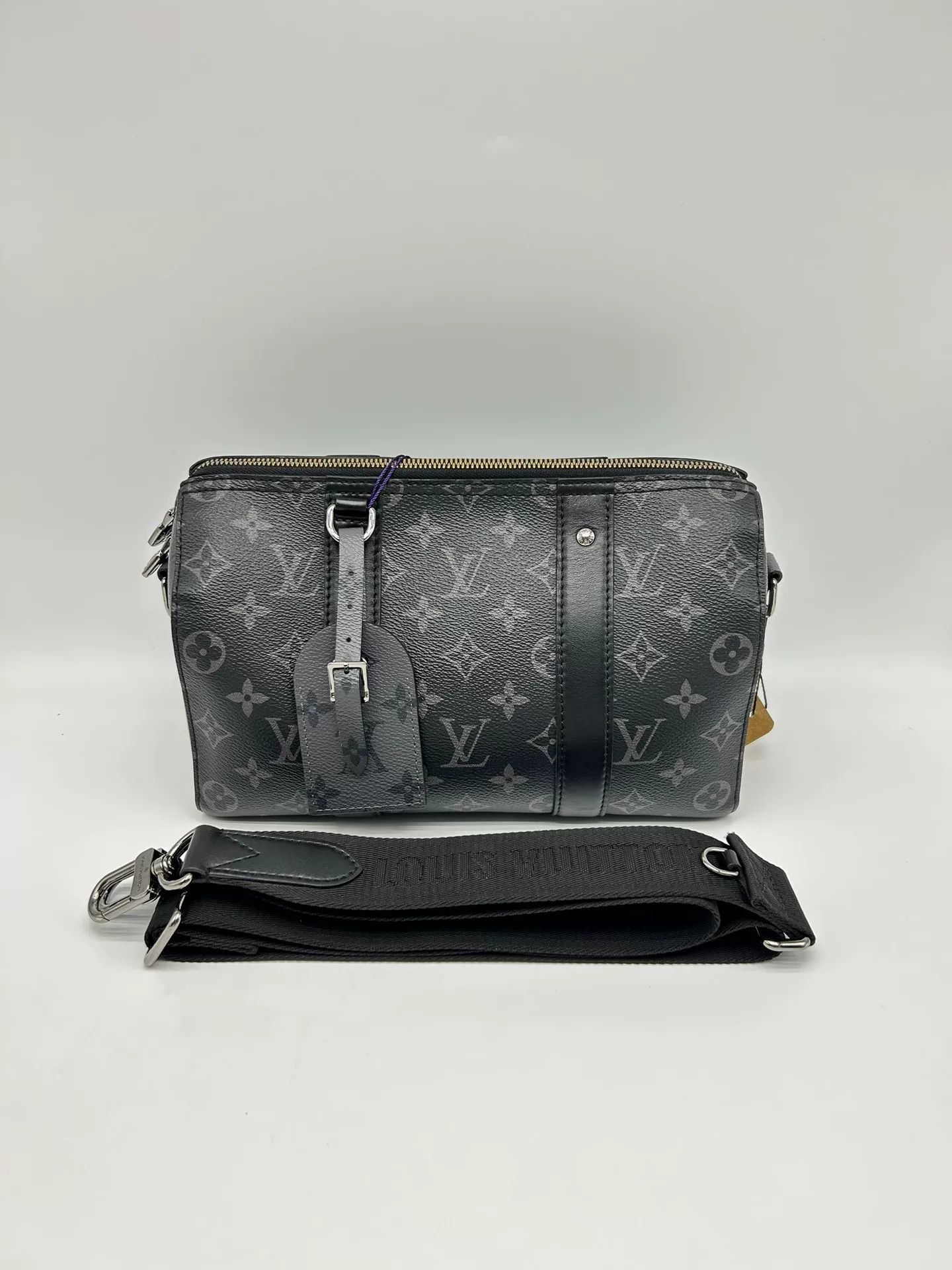 Louis Vuitton Pre-loved Bag Very good condition Size ONE SIZE - 1 Thumbnail
