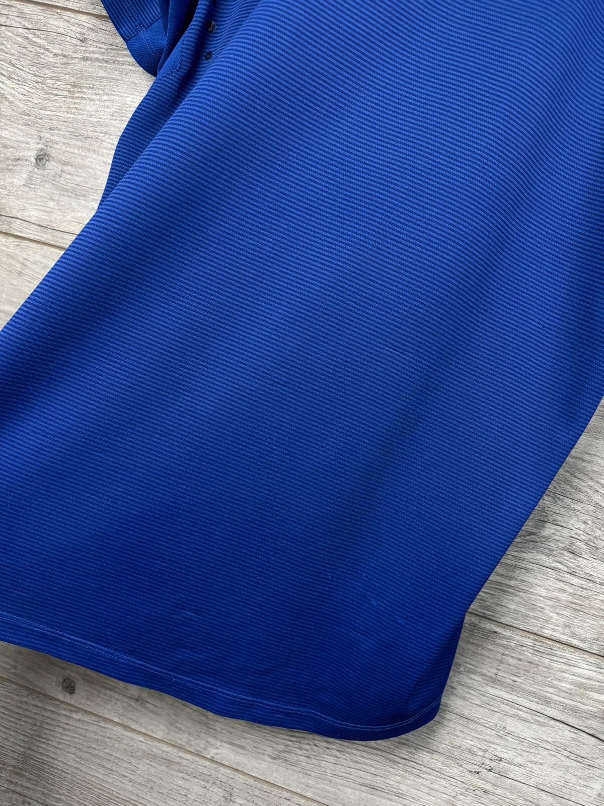 Umbro VINTAGE UMBRO EVERTON SOCCER JERSEY SIZE S Size US S / EU 44-46 / 1 - 18 Thumbnail