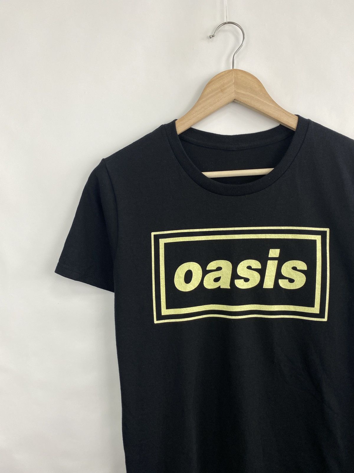 Band Tees 🇬🇧 Vintage Y2K Oasis Britpop T-Shirt Rare Liam Gallagher Size US S / EU 44-46 / 1 - 2 Thumbnail