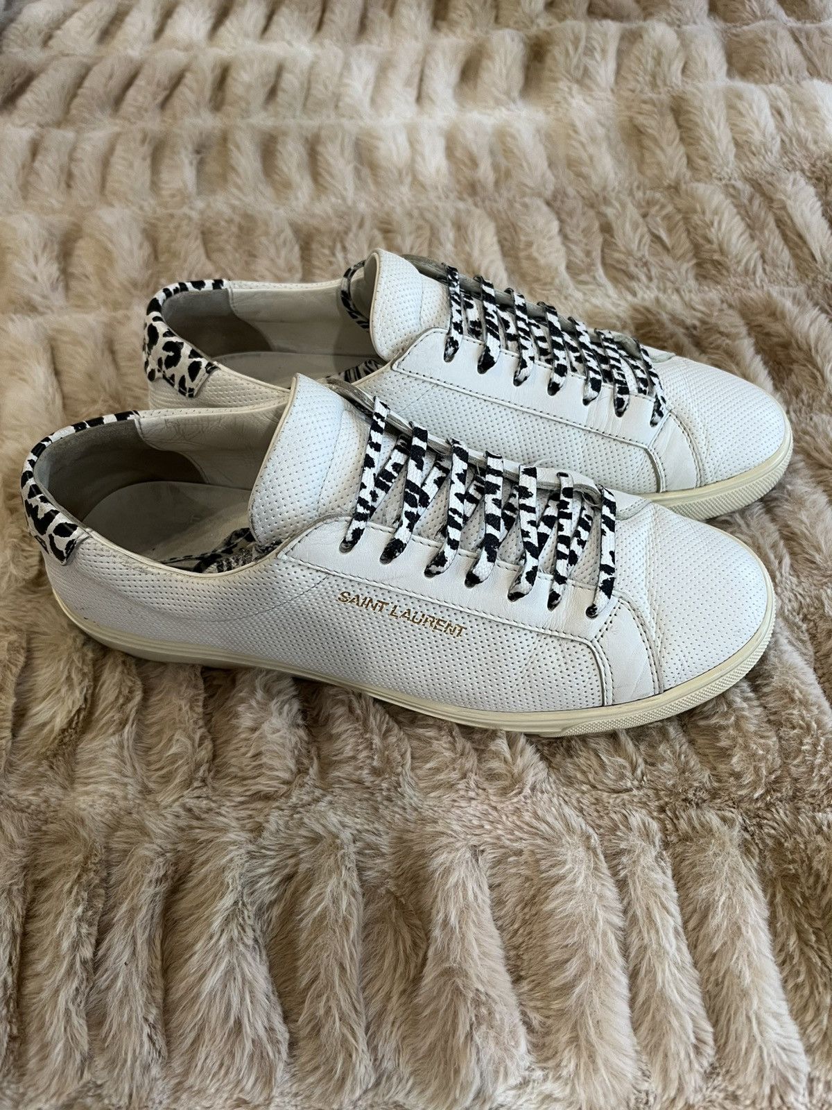 Saint Laurent Paris Saint Laurent Paris White Leather with Leopard Details Size US 10 / IT 40 - 1 Thumbnail