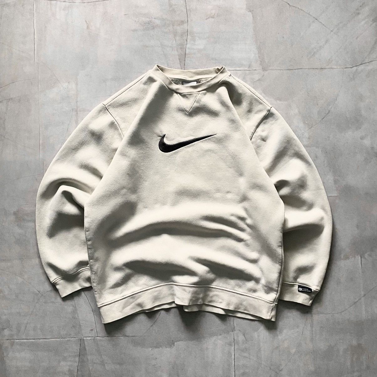 Nike × Vintage 90s Nike Big Center Swoosh Boxy Sweatshirt Crewneck Y2K Size US S / EU 44-46 / 1 - 1 Thumbnail
