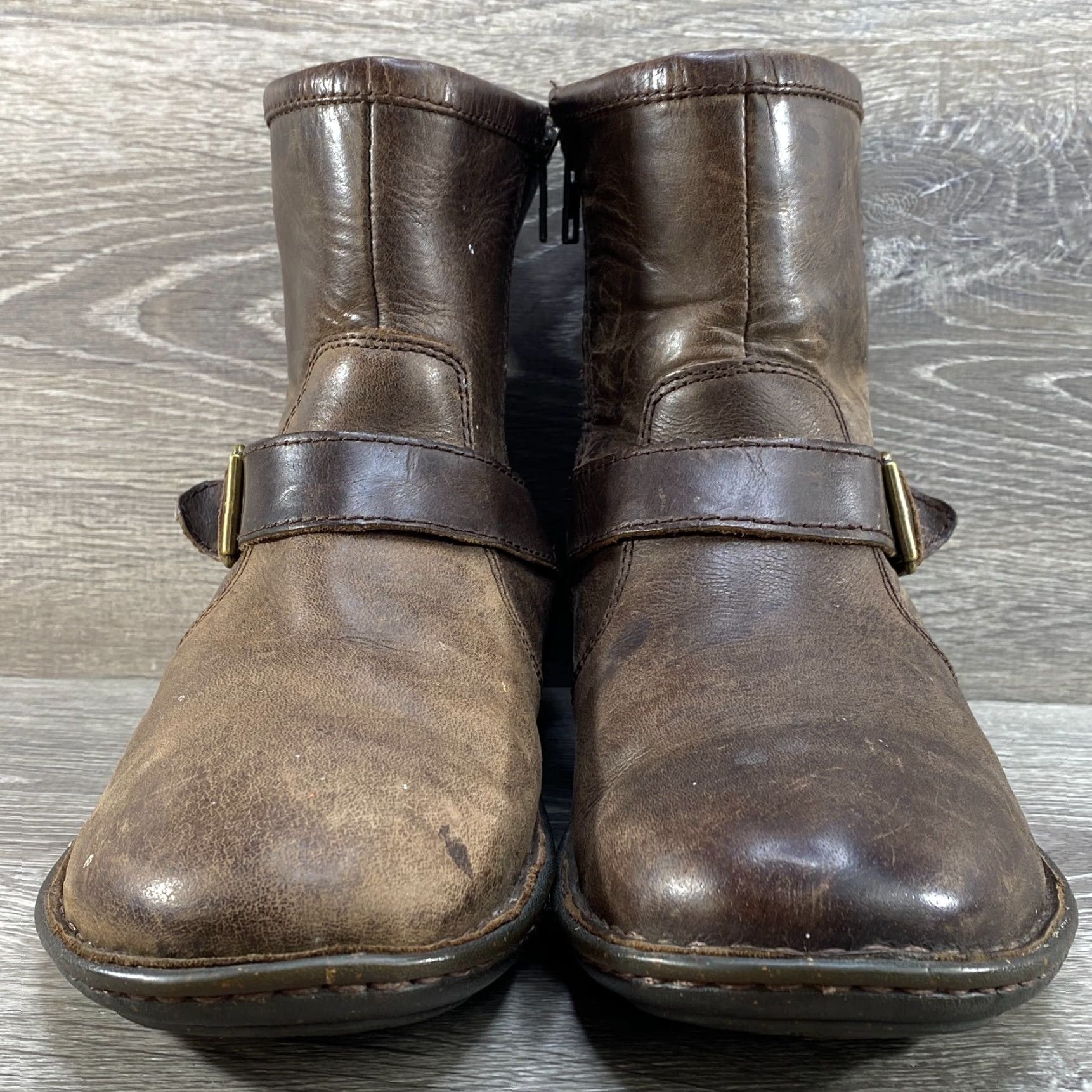Ugg UGG Boots Womens Brown Leather Buckle Round Toe Side Zip Size 9 Leather Shearling Lined Bootie Brown Womens Boots 9 Size US 8 / IT 38 - 4 Thumbnail