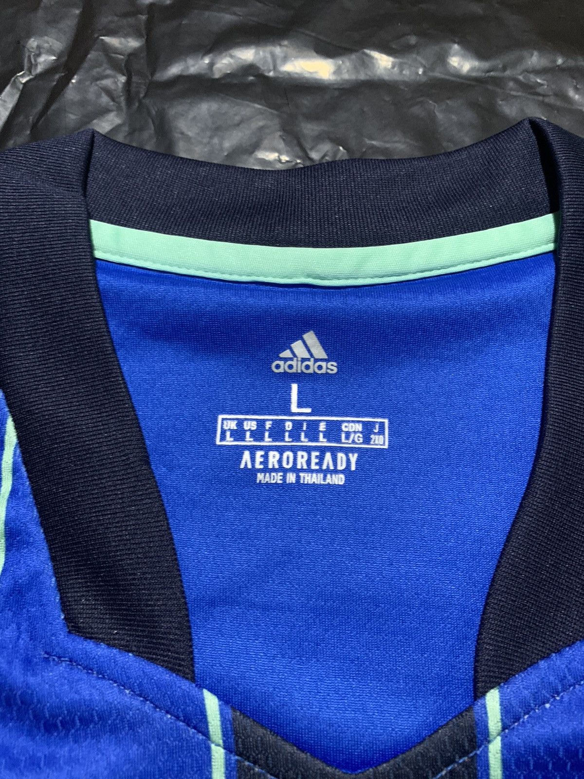 Adidas ⚽️~Ajax 22/23 third kit jersey classic~⚽️ Size US XL / EU 56 / 4 - 3 Thumbnail