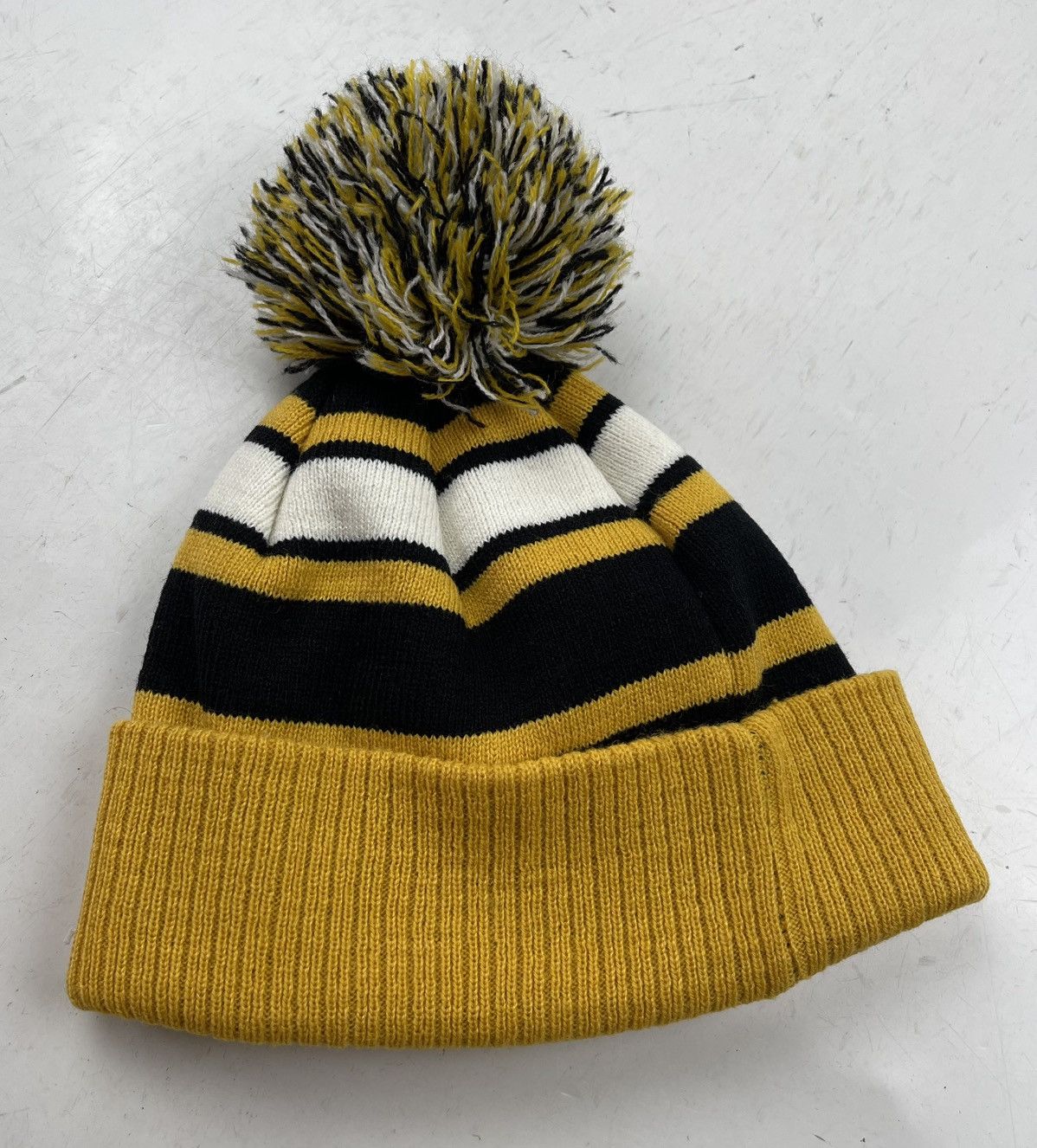 Nintendo super mario bomb beanie hat tc44 Size ONE SIZE - 3 Thumbnail