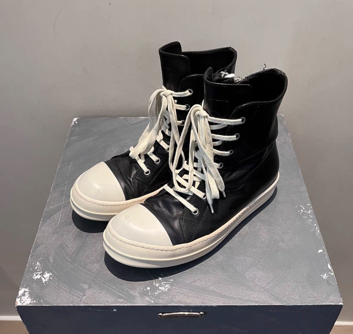 Rick Owens Rick Owens High-Top Converse-Inspired Sneakers Size US 8 / EU 41 - 2 Thumbnail