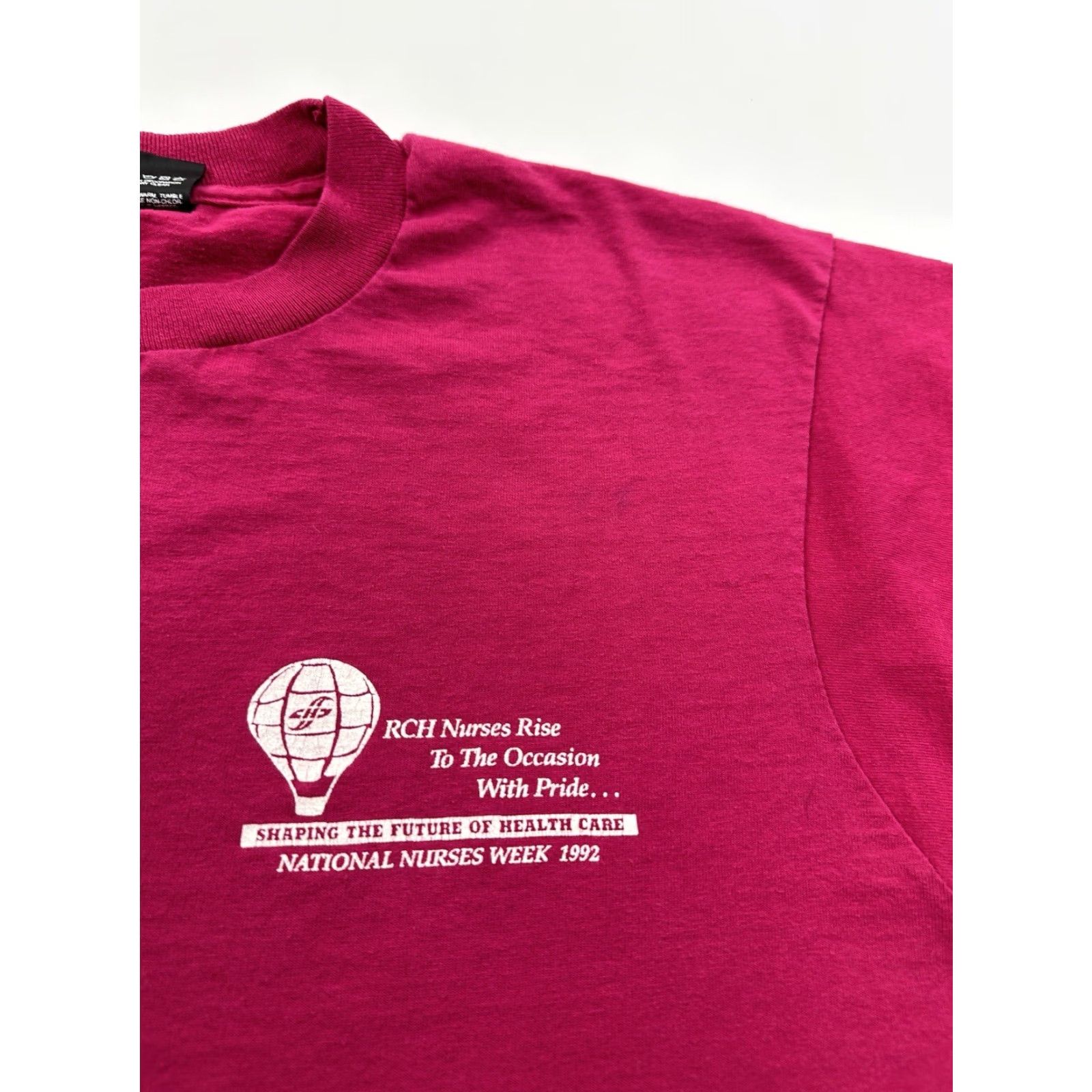 Vintage VINTAGE Screen Stars Nurse Shirt Unisex Adults Adult Large L 1992 Red Pink Solid 90s Crew Neck Short Sleeve USA Made Size US L / EU 52-54 / 3 - 2 Thumbnail