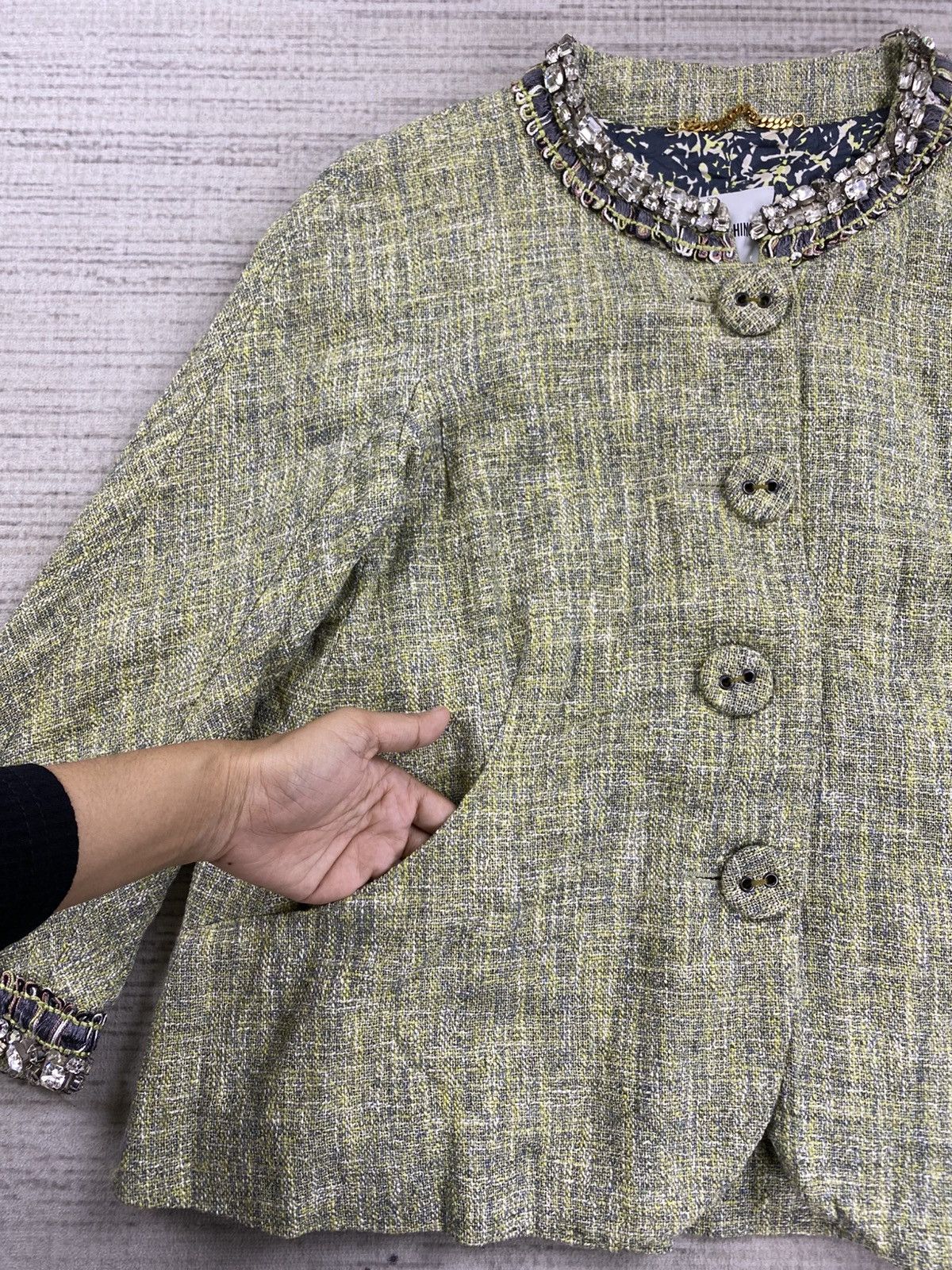 Moschino × Vintage Vintage Moschino Tweed Lime Green Cropped Jacket Size M / US 6-8 / IT 42-44 - 6 Thumbnail