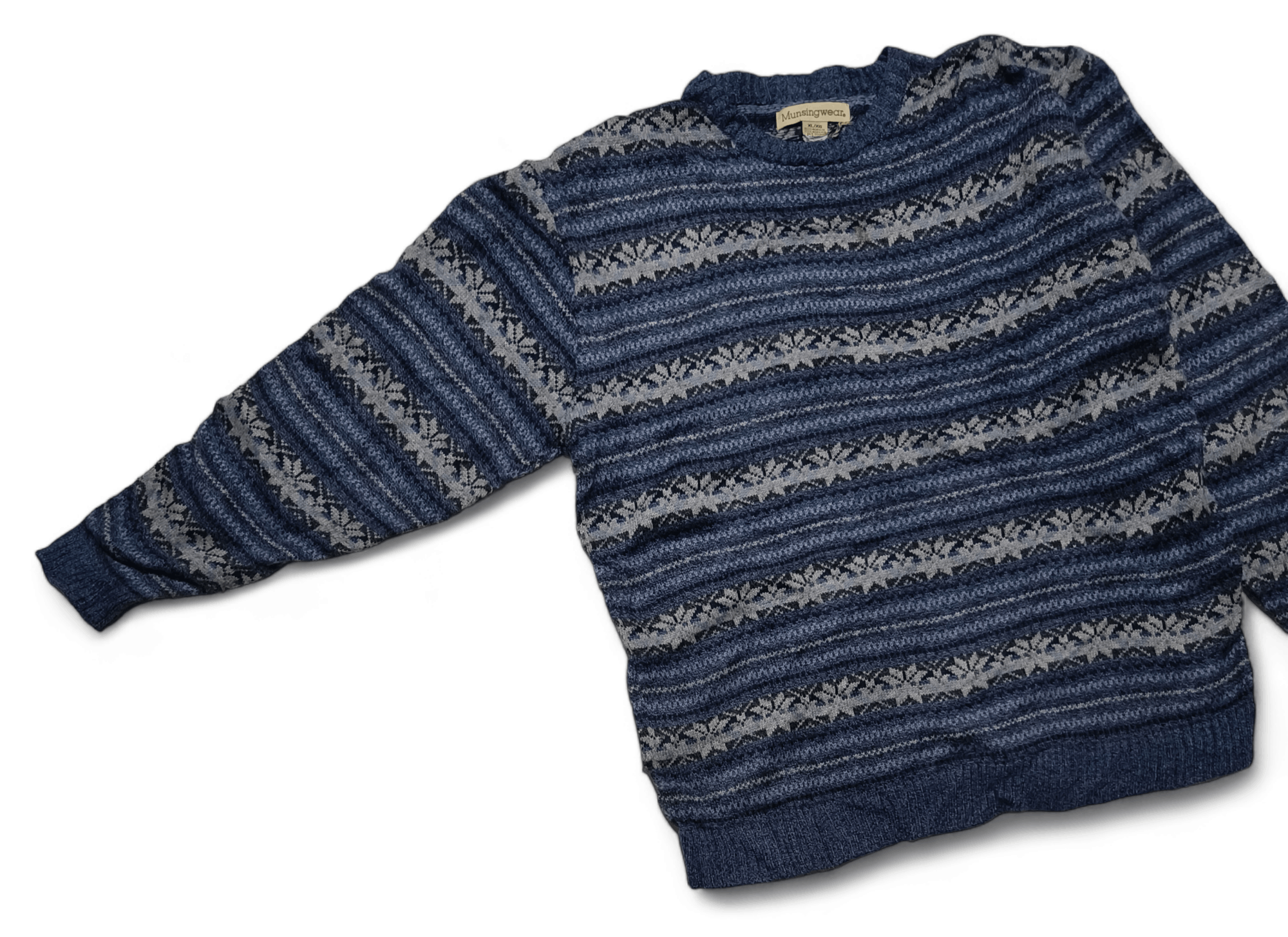 Other Vintage 90s MUNSINGWEAR Ethnic Striped Pattern Knit Sweater Size US XL / EU 56 / 4 - 3 Thumbnail