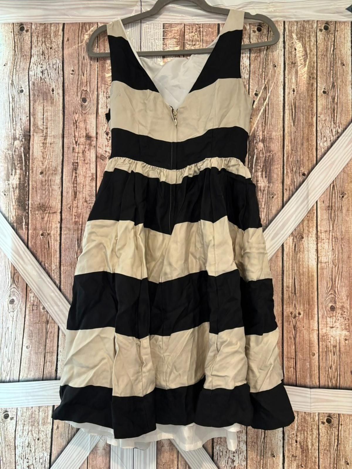 Designer Womens sz 6 Kate Spade blk/ivory striped dress preloved #286 Size M / US 6-8 / IT 42-44 - 2 Thumbnail
