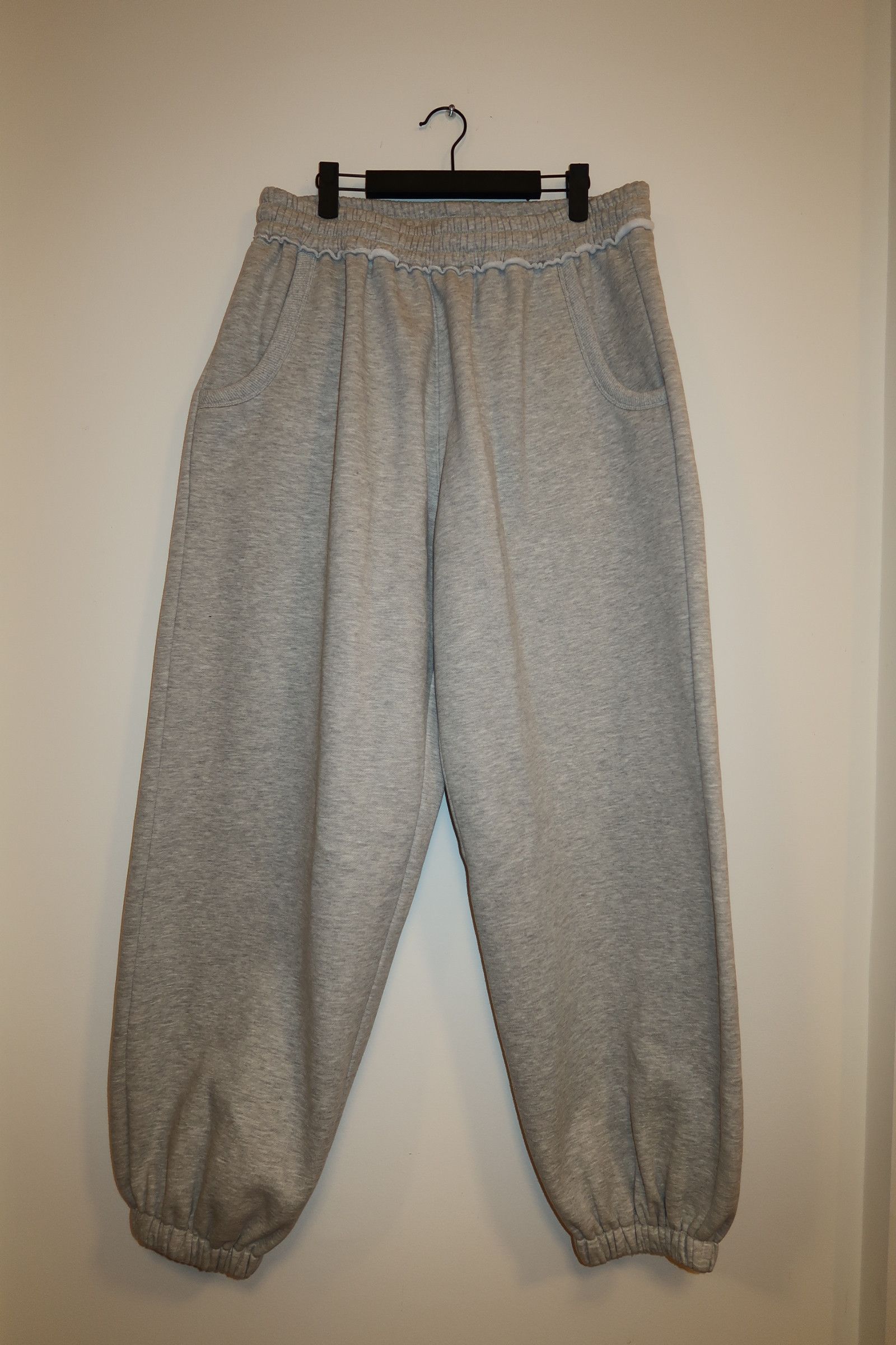 The GV Gallery GV Gallery Heather Grey Blank Scrunch Sweats Size US 34 / EU 50 - 2 Thumbnail