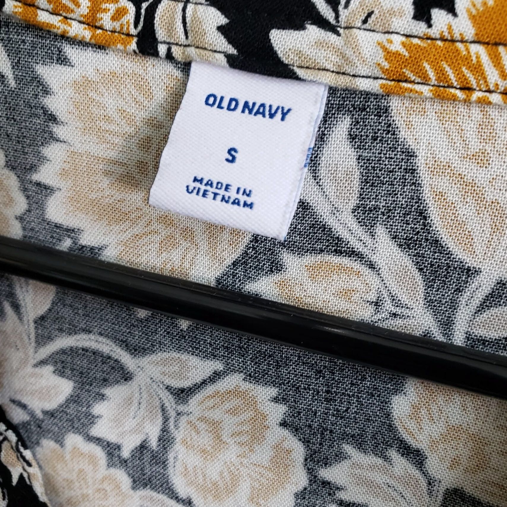 Old Navy VINTAGE Old Navy Womens Popover Top Black Mustard Floral Birds Long Sleeve Sz S Adult Womens Size S / US 4 / IT 40 - 5 Thumbnail