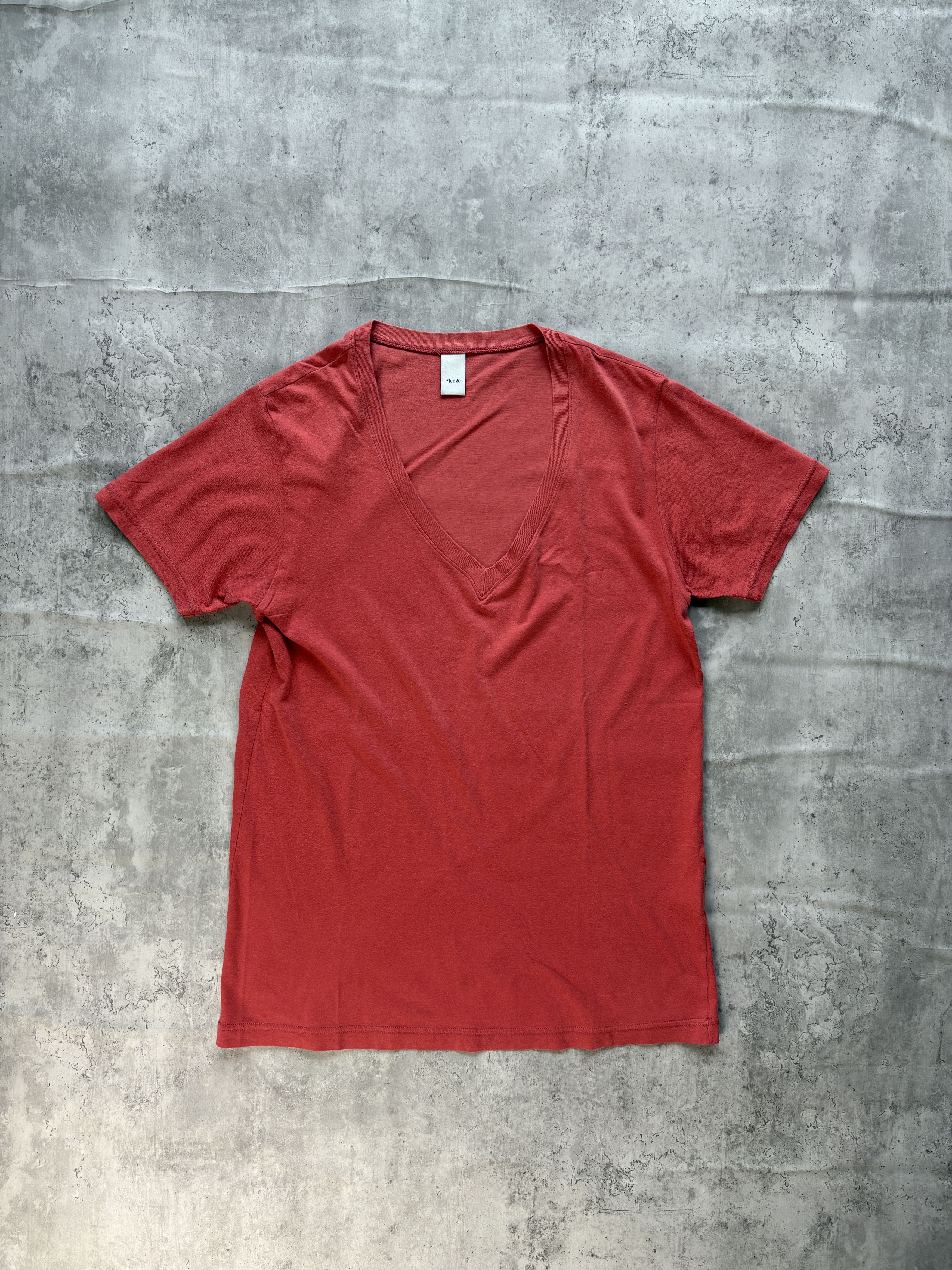 Pledge Japanese Archive Pledge V-neck T-shirt Size US L / EU 52-54 / 3 - 1 Thumbnail