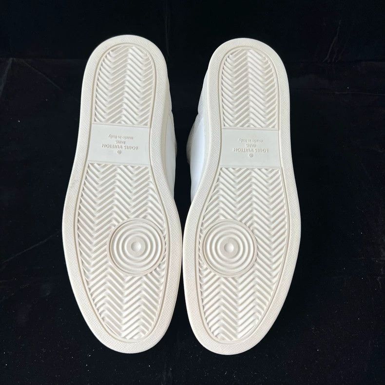 Louis Vuitton Louis Vuitton White Zipper High Top Board Shoes Size US 9.5 / EU 42-43 - 7 Thumbnail