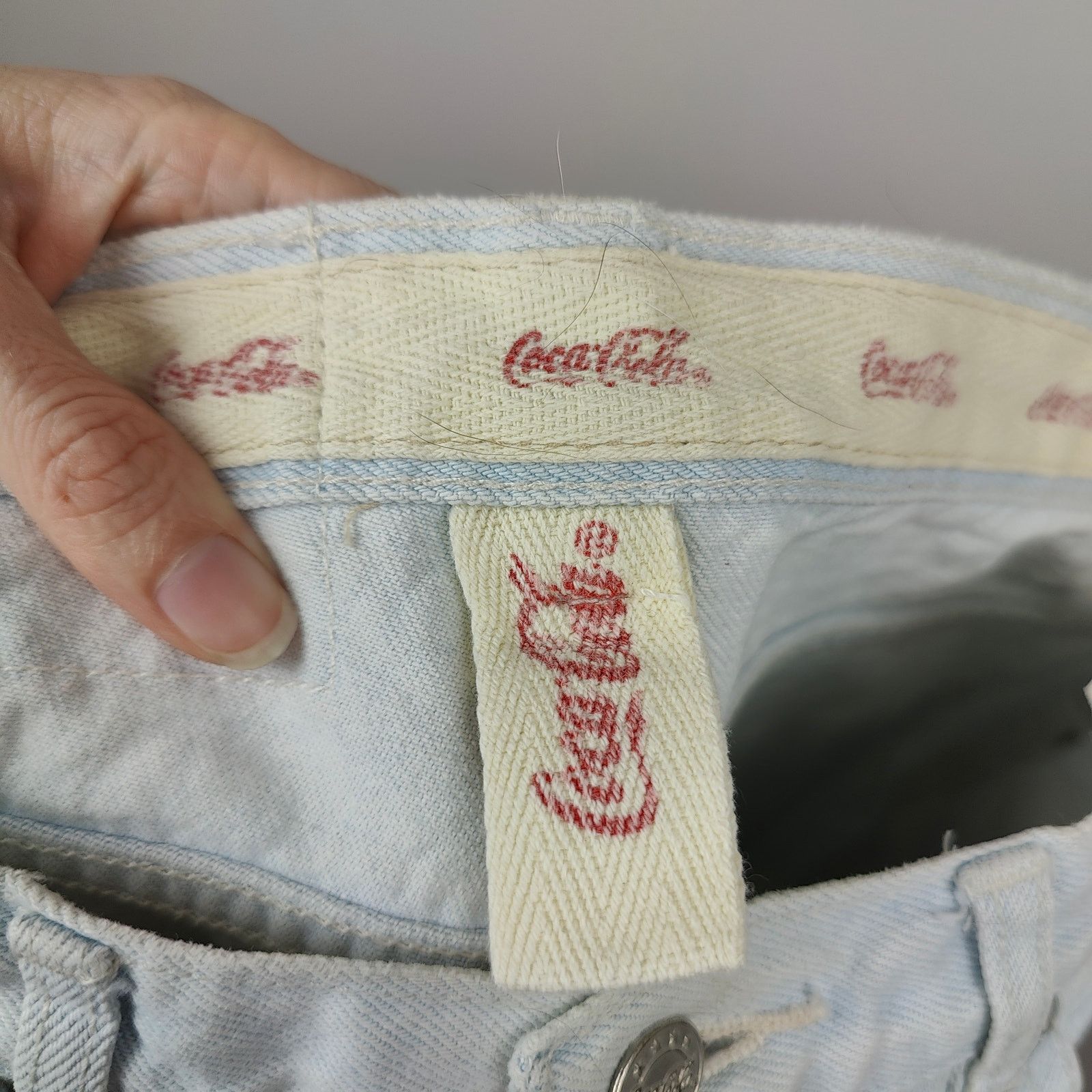 Coca Cola Vintage Coca Cola Jeans Mens 30 Light Wash Straight Fit 80s Size US 30 / EU 46 - 10 Thumbnail