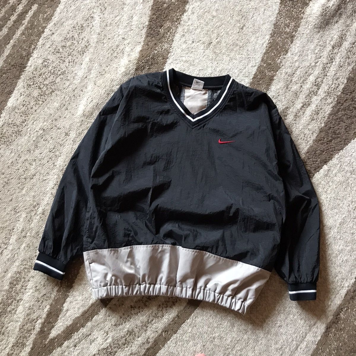 Nike × Vintage Vintage Y2K Nike Heavy Nylon Drill Black Sweatshirt size S/M Size US S / EU 44-46 / 1 - 1 Thumbnail