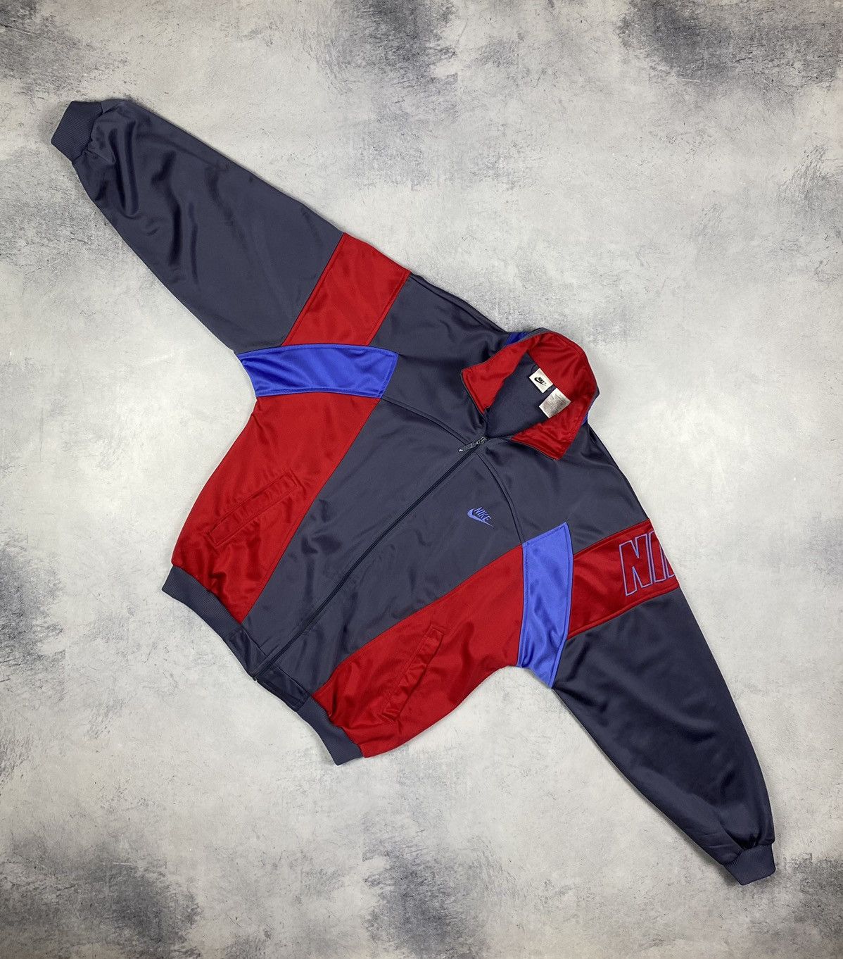 Nike Vintage 90s Nike Track Jacket Windbreaker Streetwear mens Size US M / EU 48-50 / 2 - 9 Thumbnail