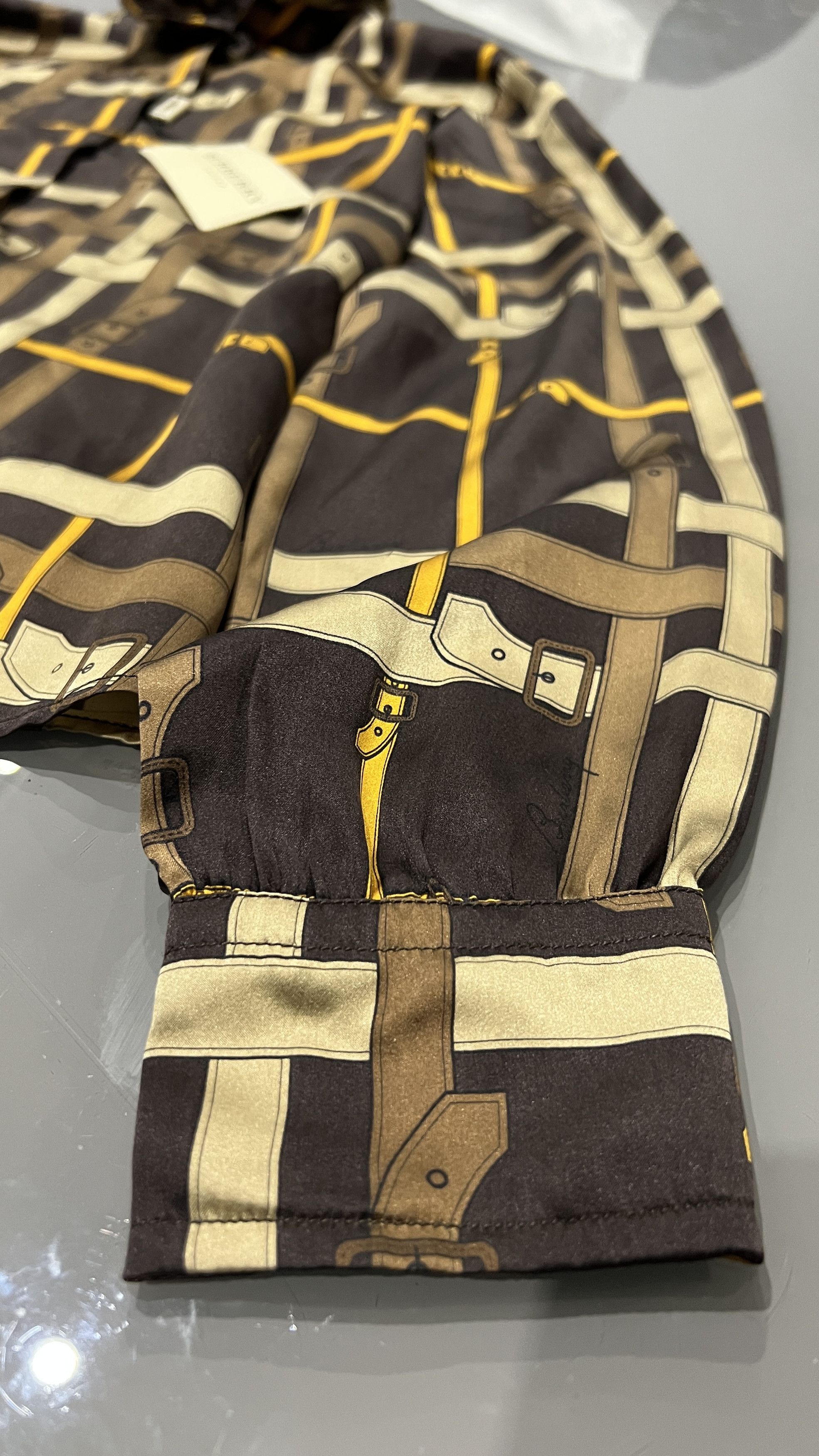 Burberry Vintage Burberry London Silk Blouse – Belt Check Pattern Size M / US 6-8 / IT 42-44 - 7 Thumbnail