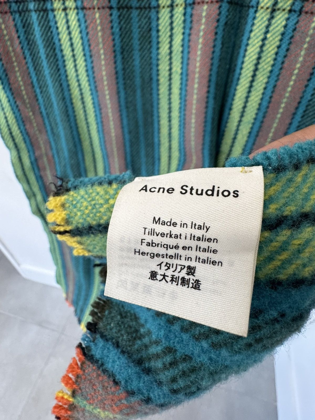 Acne Studios Acne Studios Wool Oversized Ombré Plaid Scarf Size ONE SIZE - 4 Thumbnail