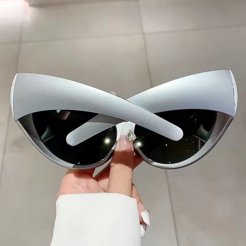 Japanese Brand Oversized ET Cat Eye Sunglasses Size ONE SIZE - 4 Thumbnail