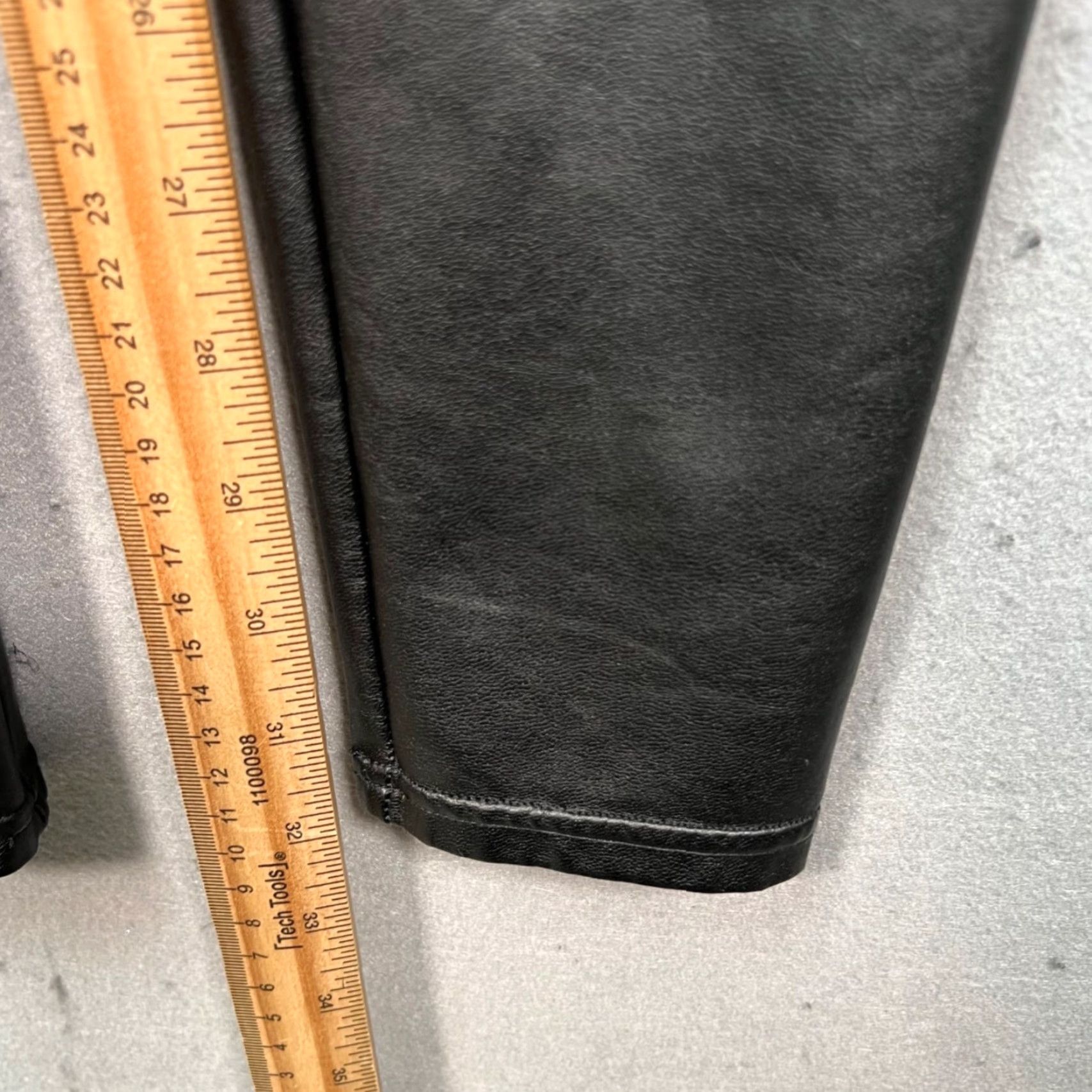 Vintage Wilfred Free Womens Leggings Black Faux Leather High Waist Medium Size 32" / US 10 / IT 46 - 7 Thumbnail