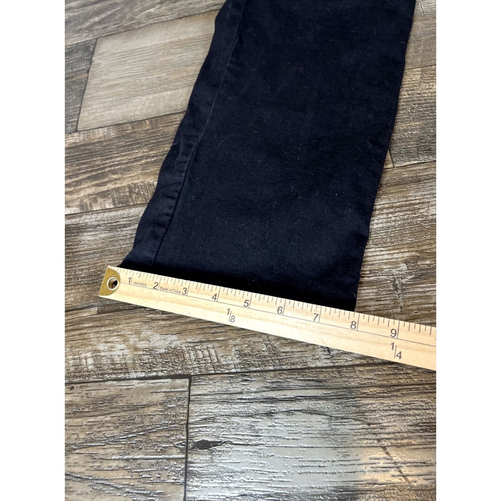 Levi's VINTAGE Levi's 514 Men Leather? No 514 Series Jeans 38x32 Black Denim Regular Straight 5-Pocket Men Pants Size US 38 / EU 54 - 3 Thumbnail