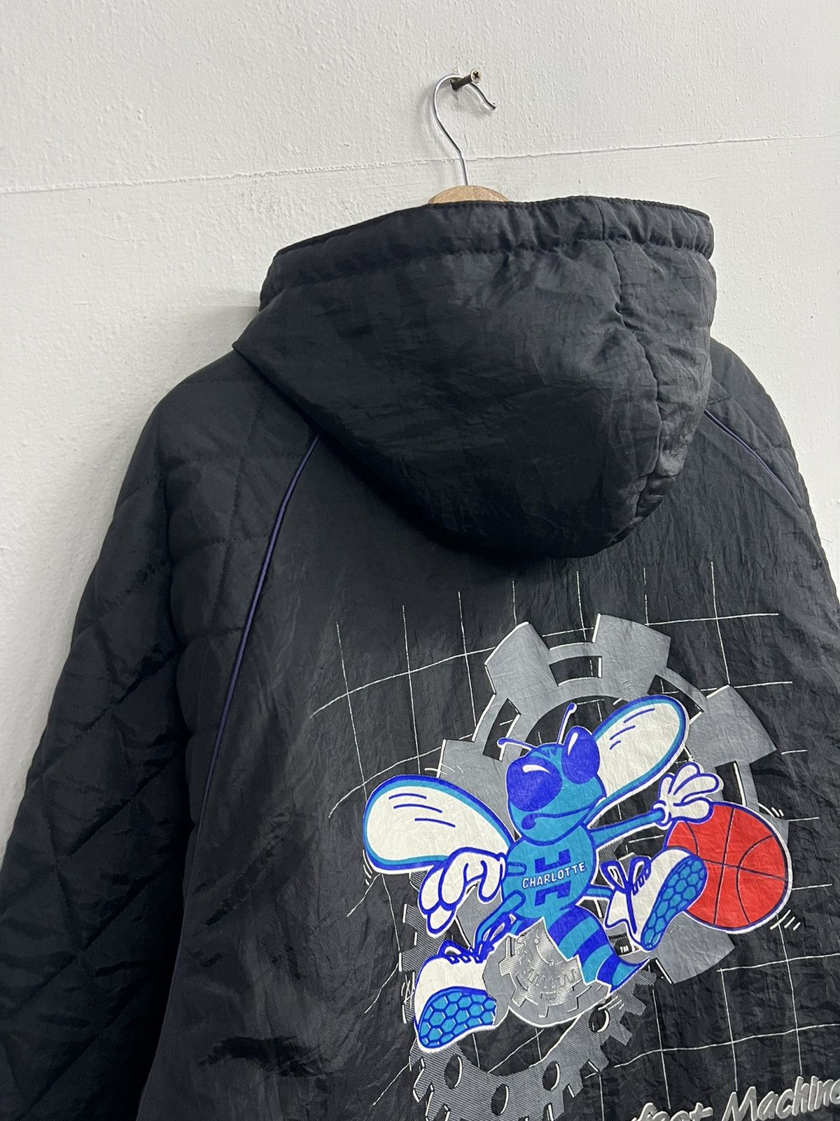 NBA × Vintage Vintage 90s NBA Charlotte Hornets Swingster Jacket Size US L / EU 52-54 / 3 - 15 Thumbnail