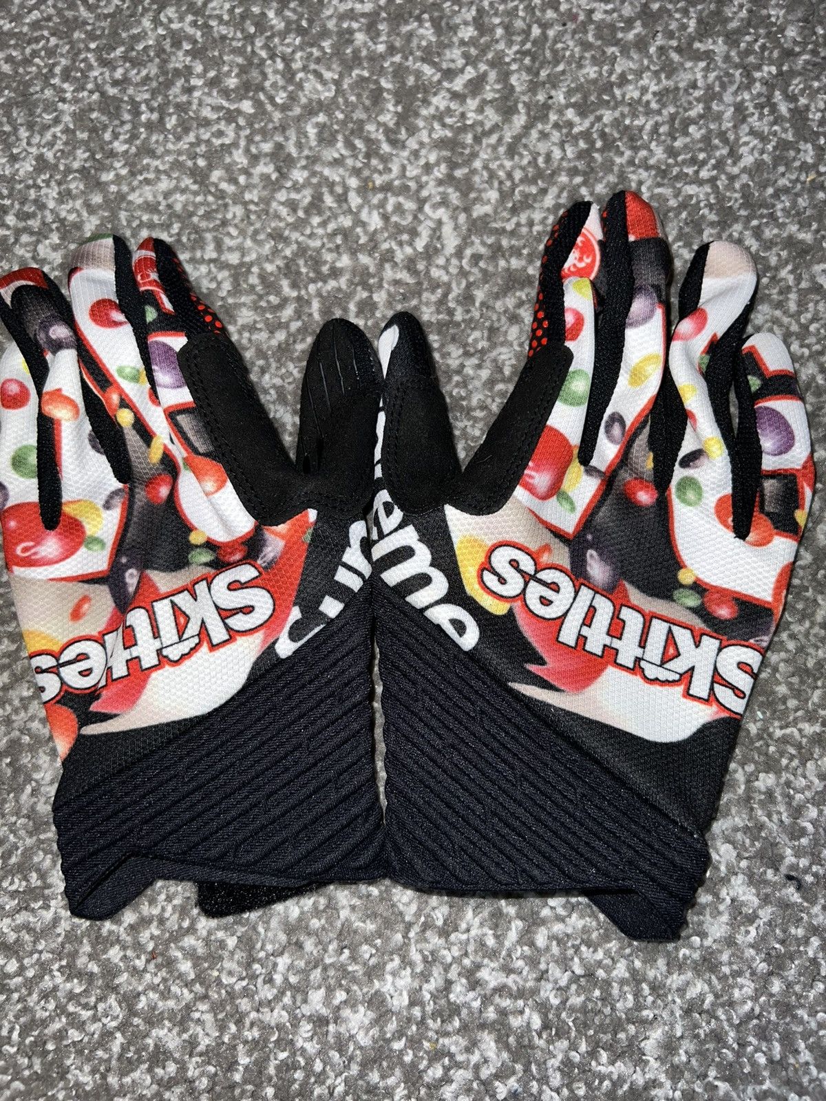 Supreme Supreme skittles castelli cycling gloves | Grailed